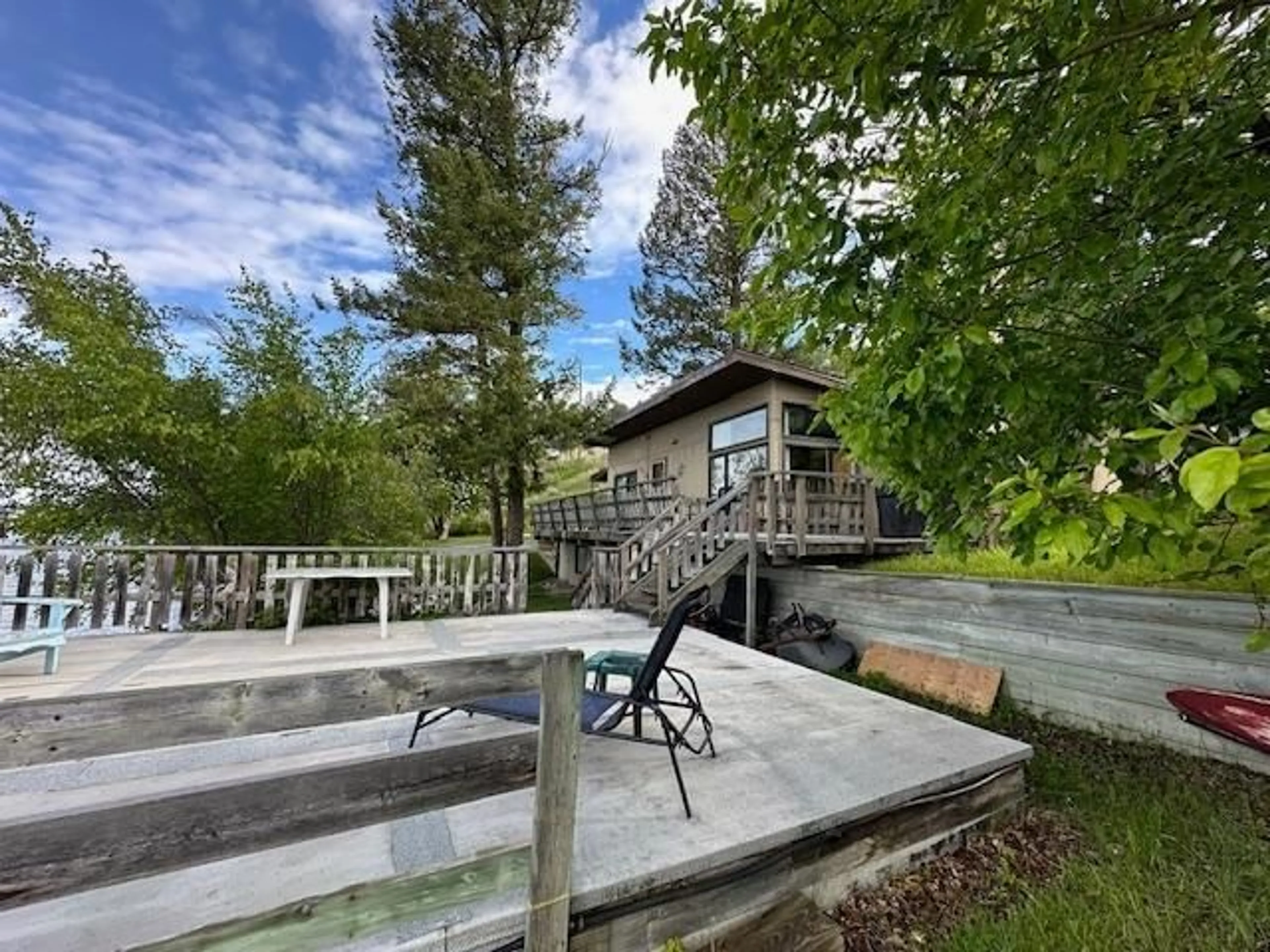 Patio, cottage for 725 LAKEVIEW Road, Invermere British Columbia V0A1K3