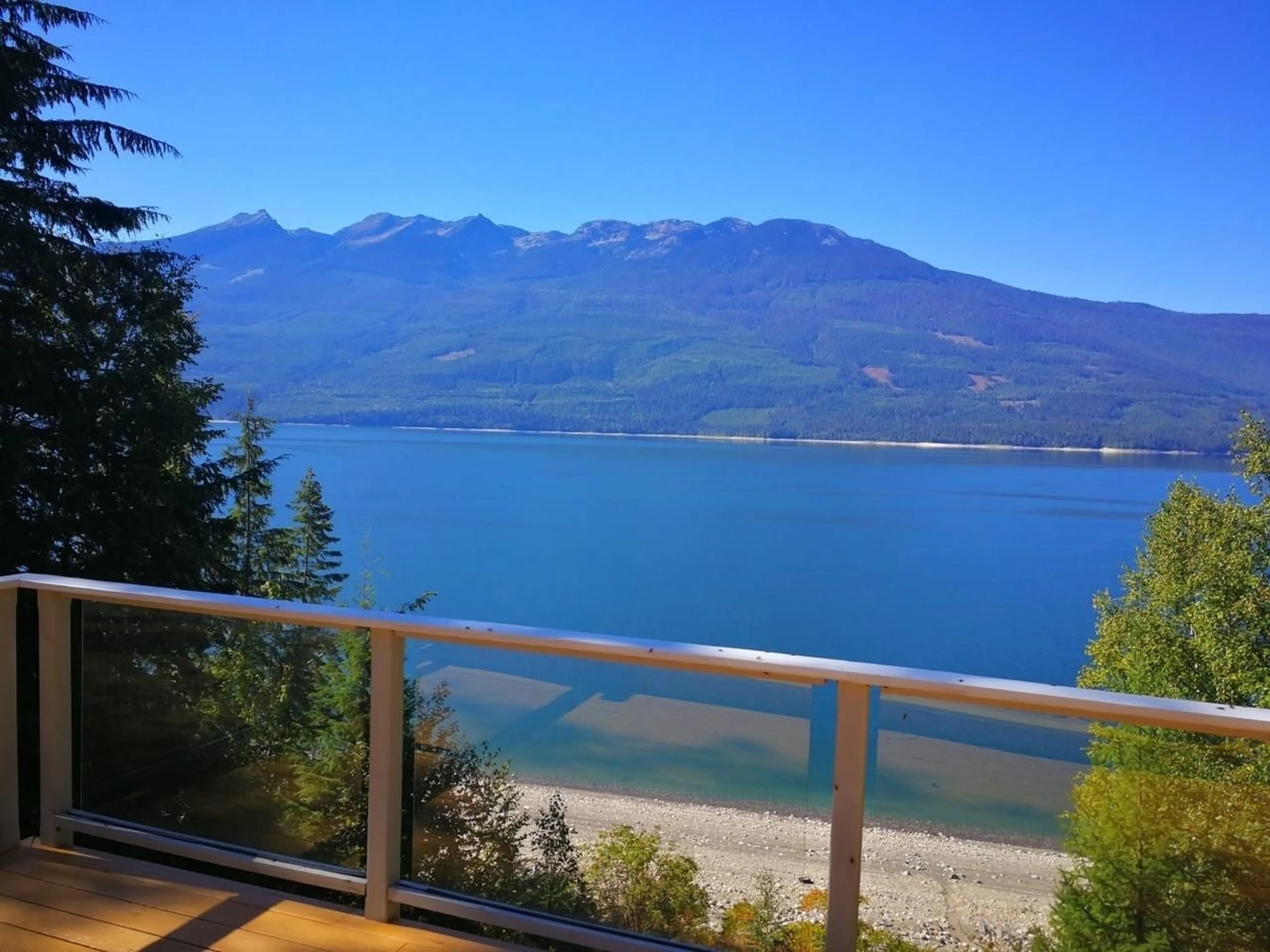 Lakeview for 1794 HIGHWAY 6, Nakusp British Columbia V0G1R1