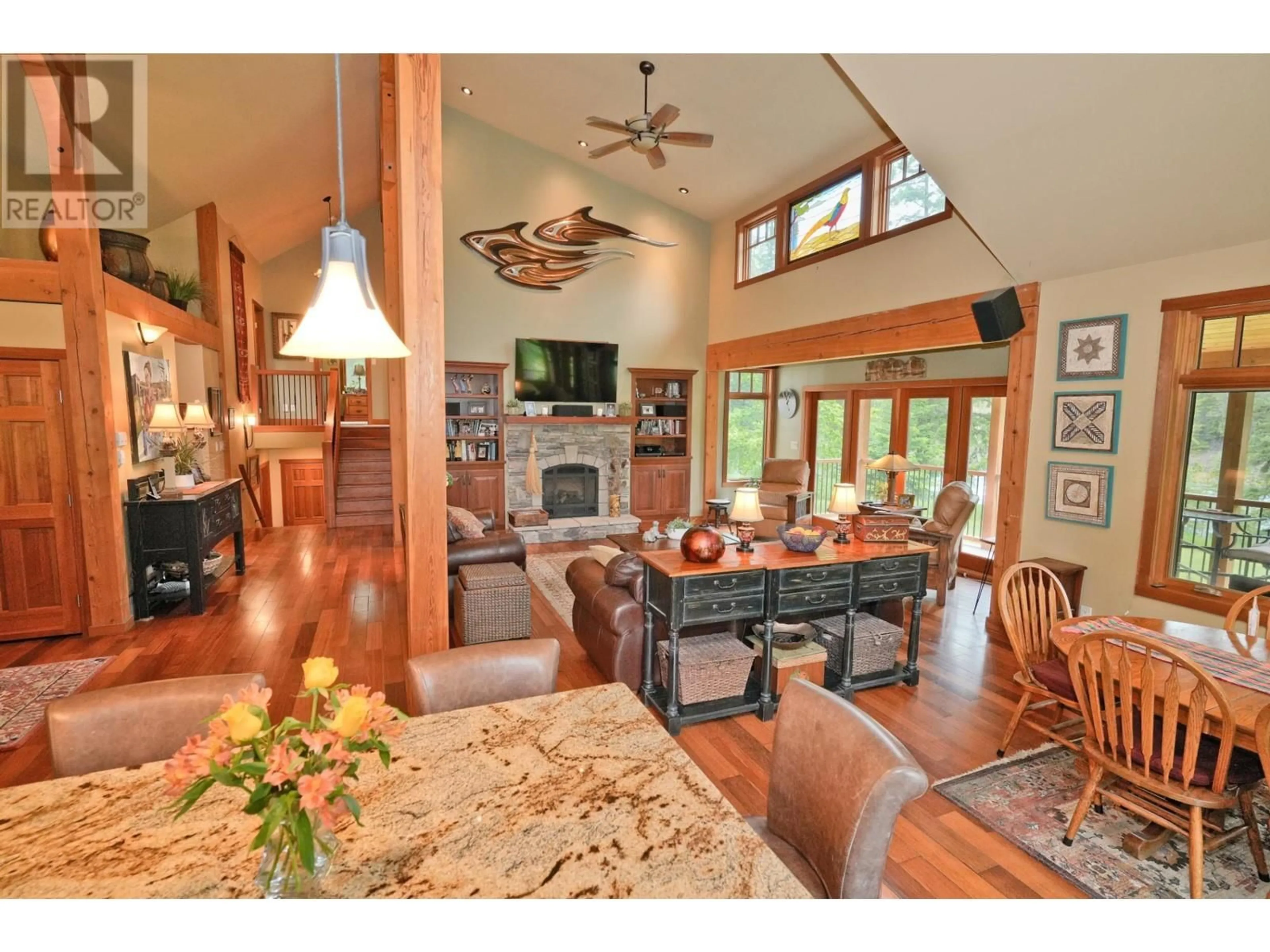 Open concept kitchen, unknown for 2660 SHOREACRES-GOOSE CREEK ROAD, Shoreacres British Columbia V1N4P4
