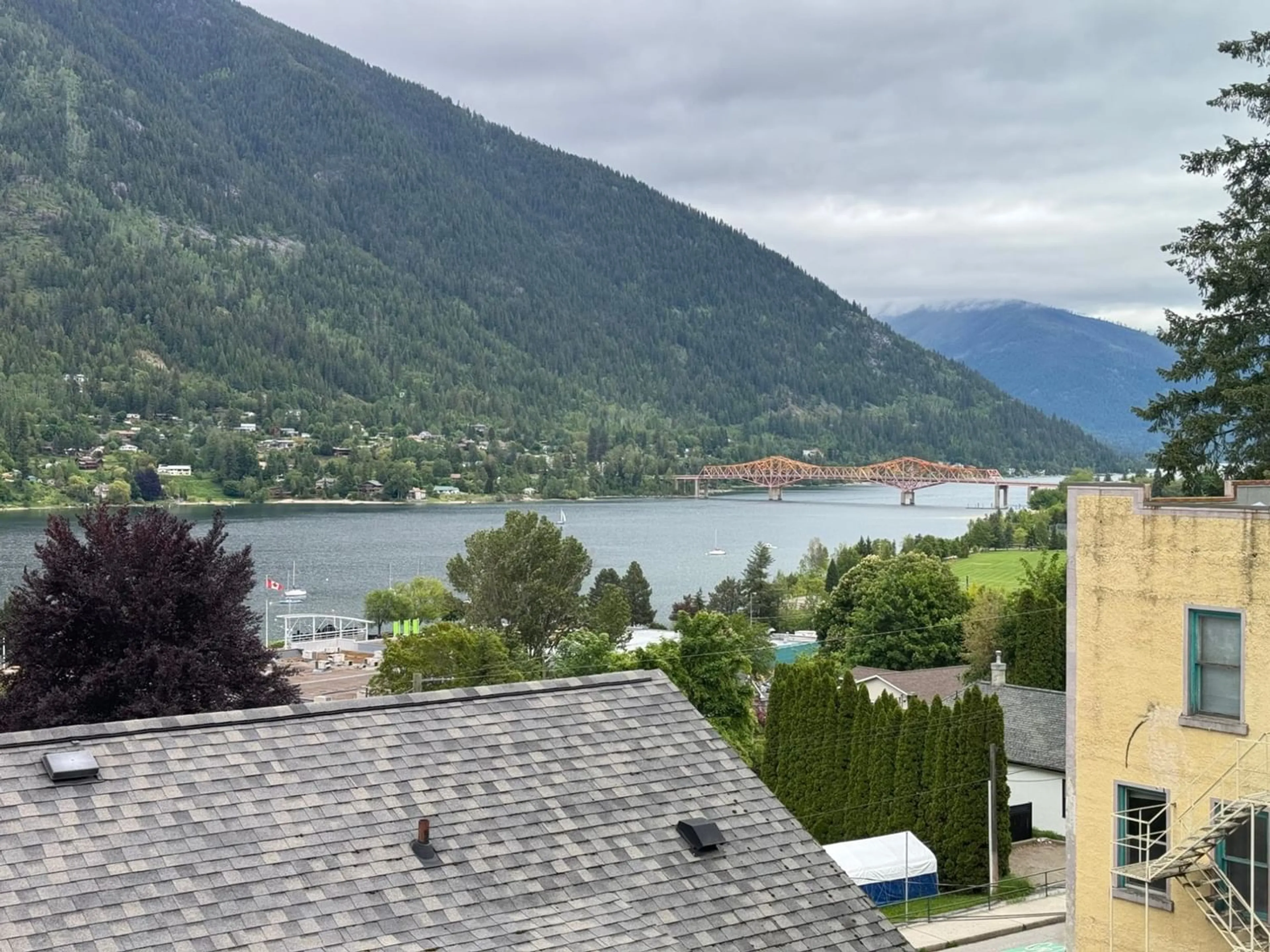 Lakeview for 207 - 38 HIGH STREET, Nelson British Columbia V1L6E7