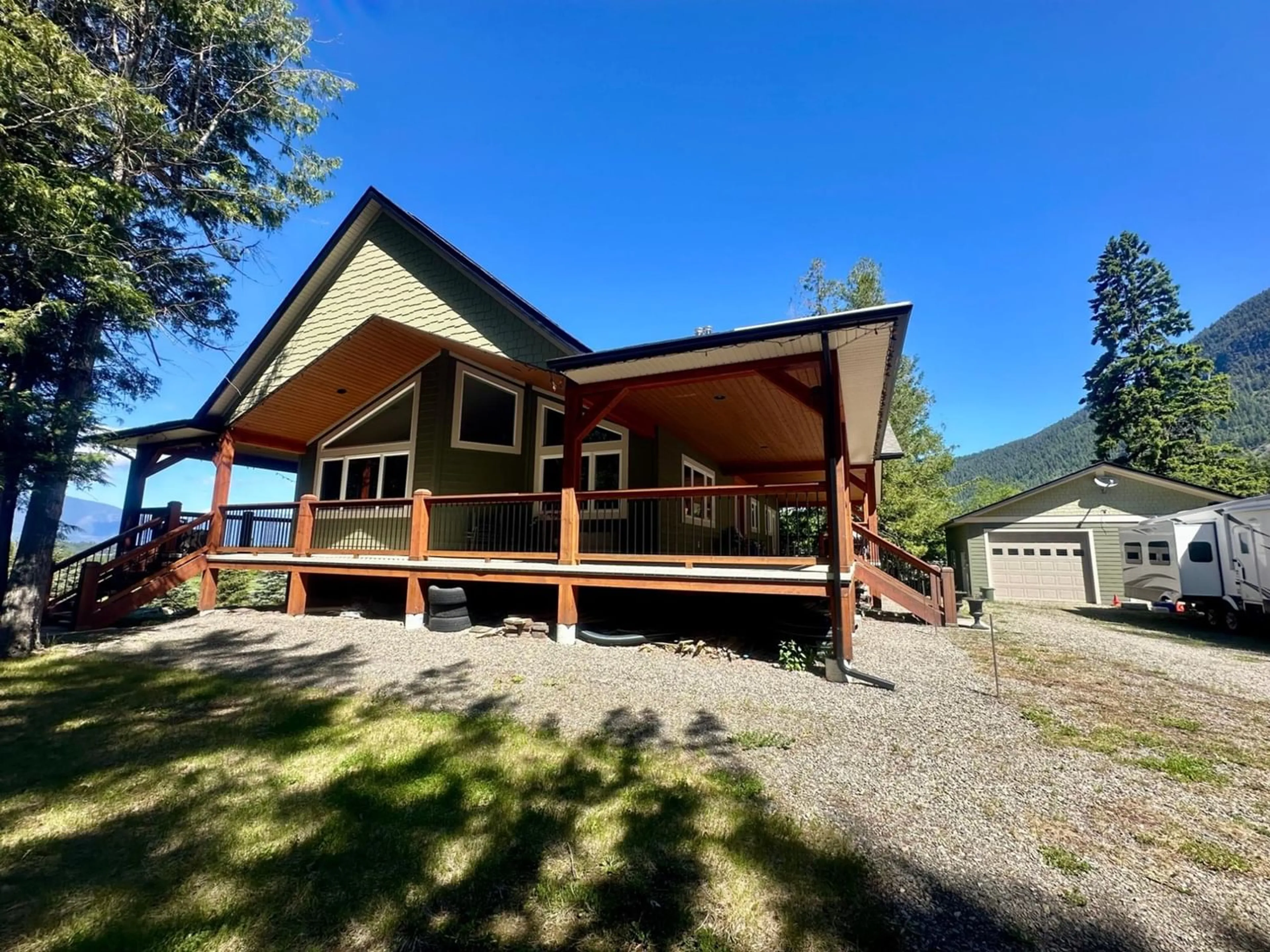 Outside view for 4810 40TH STREET, Canyon British Columbia V0B1C1