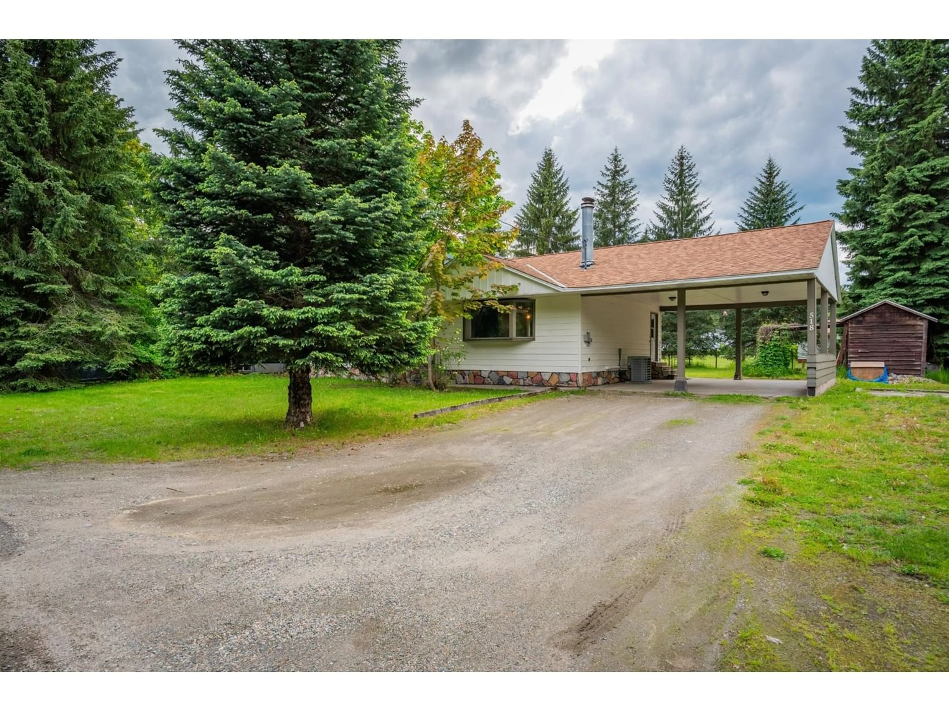 Cottage for 518 COTTONWOOD AVENUE, Salmo British Columbia V0G1Z0
