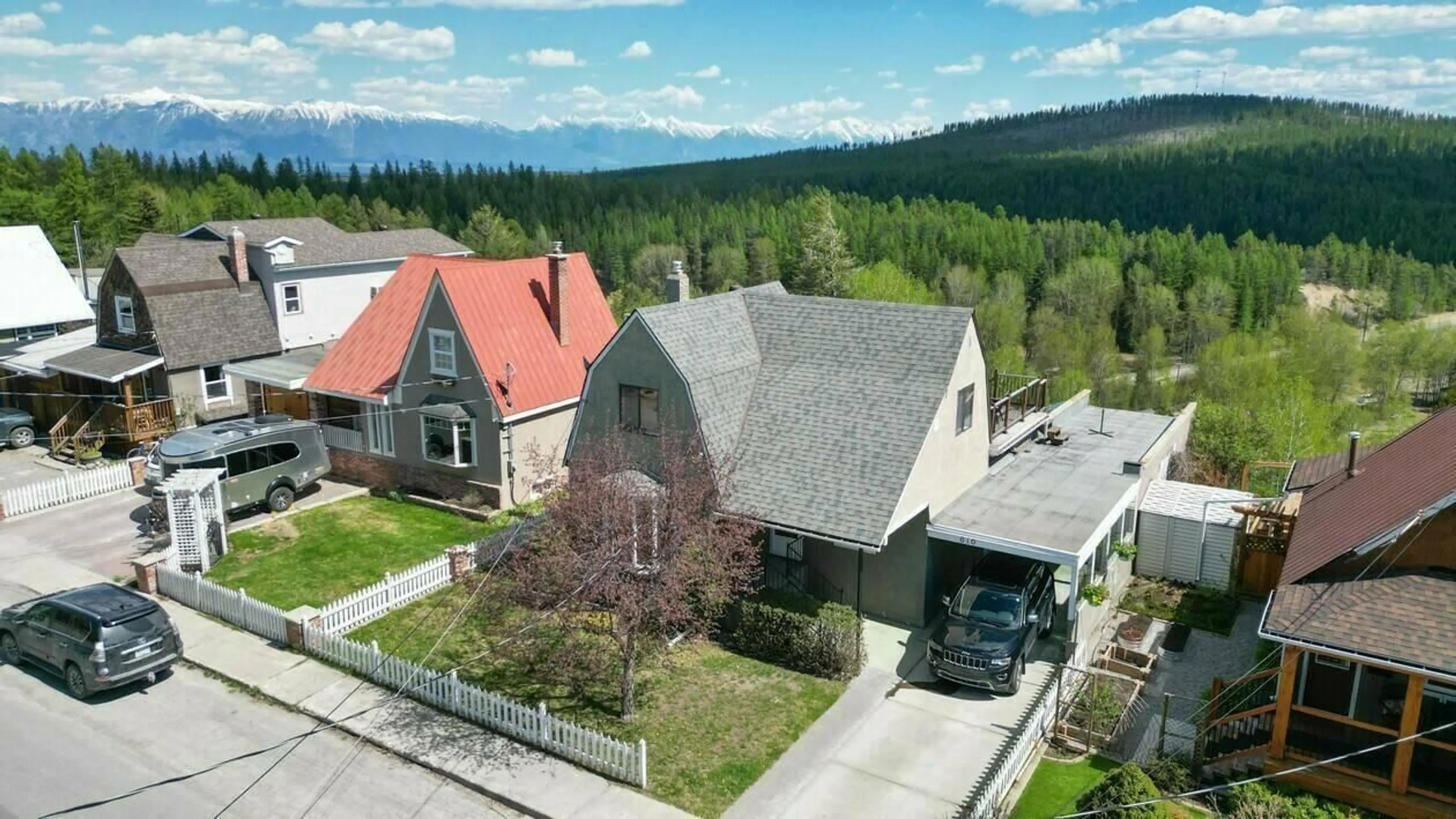 Outside view for 610 TRAIL STREET, Kimberley British Columbia V1A2M2