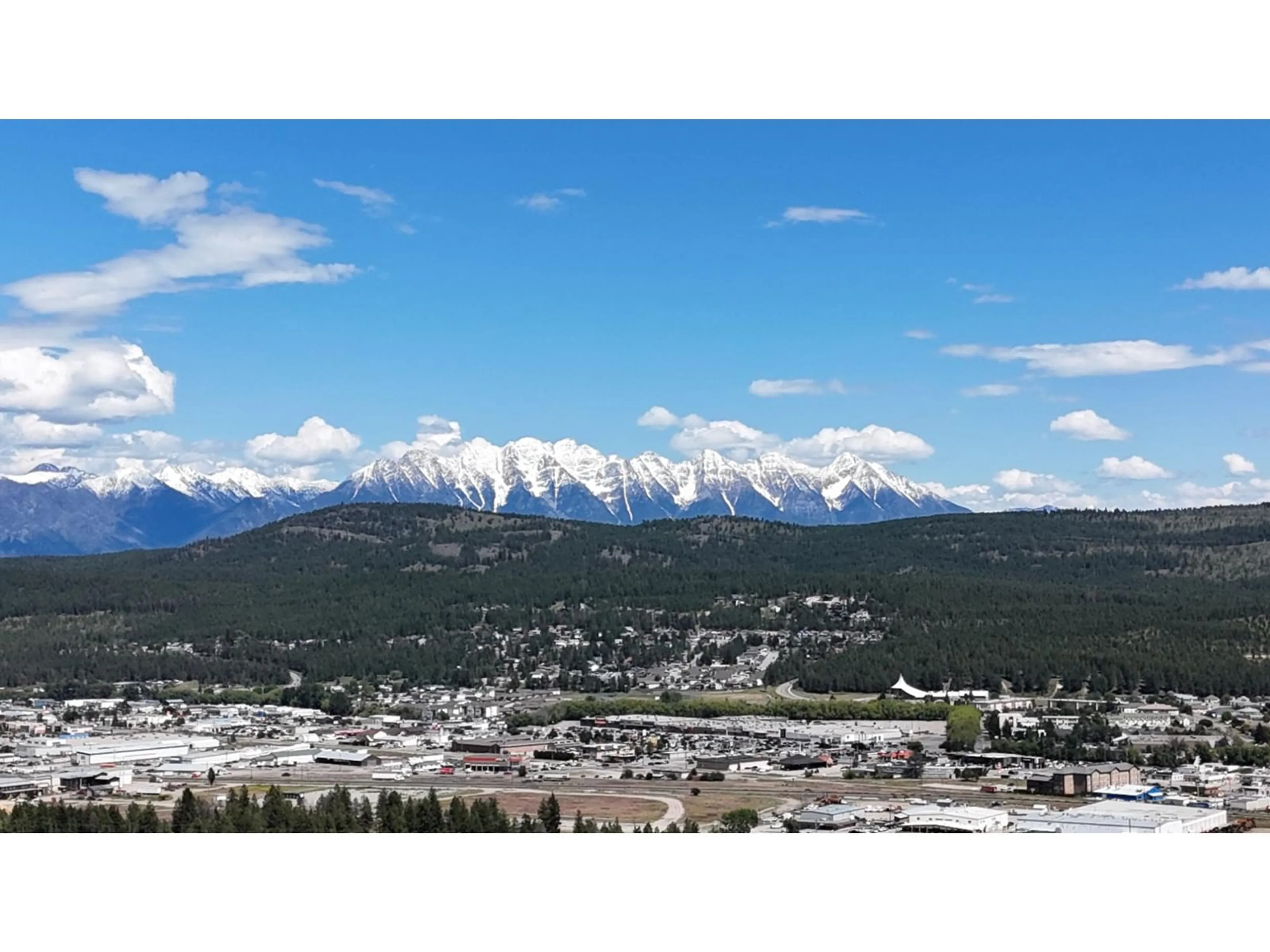 A pic from exterior of the house or condo, the view of mountain for 537 STEEPLEVIEW Avenue, Cranbrook British Columbia V1C5L3