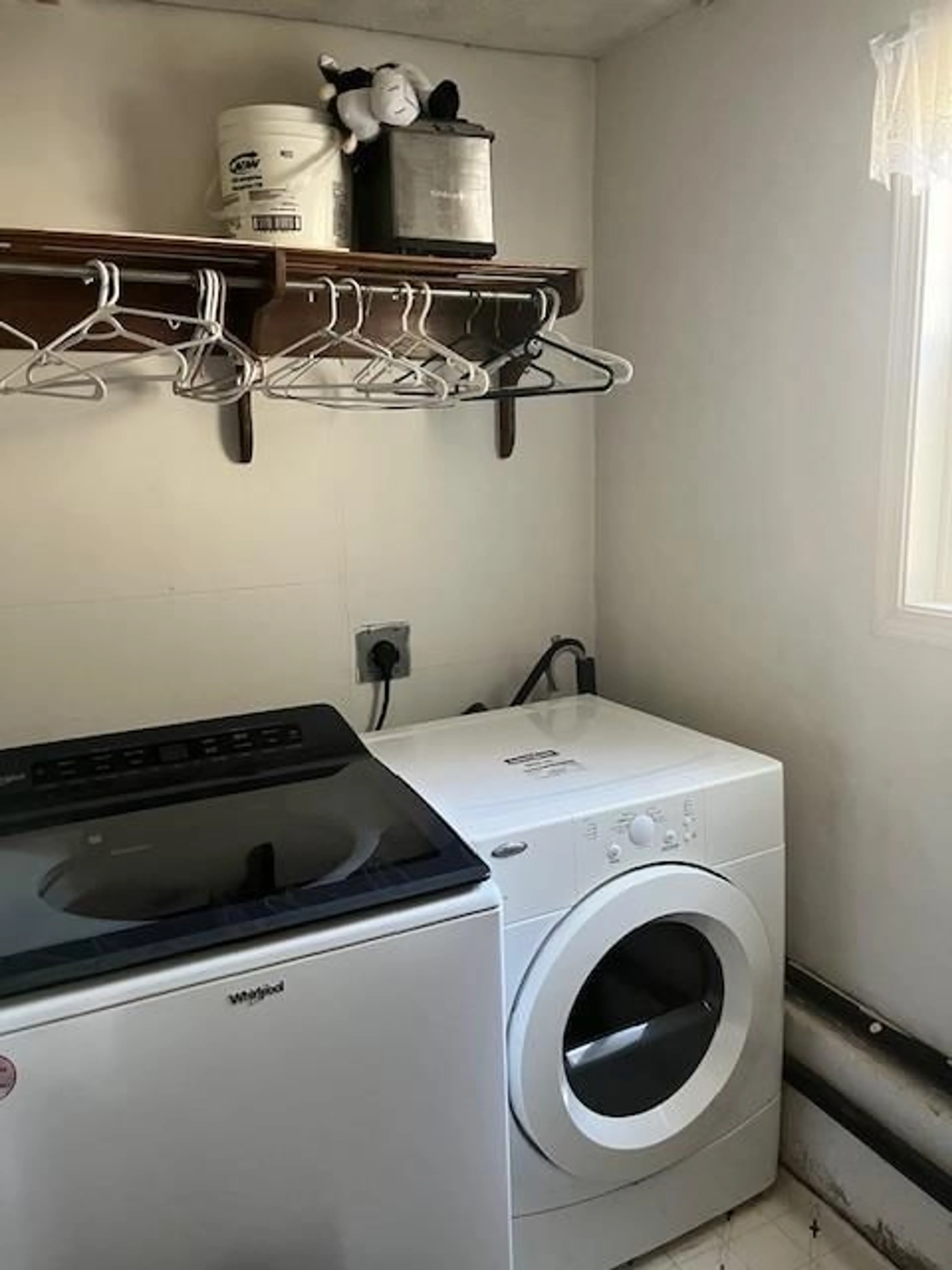 Laundry room for 1430 HIGHLAND DRIVE, Castlegar British Columbia V1N3W1