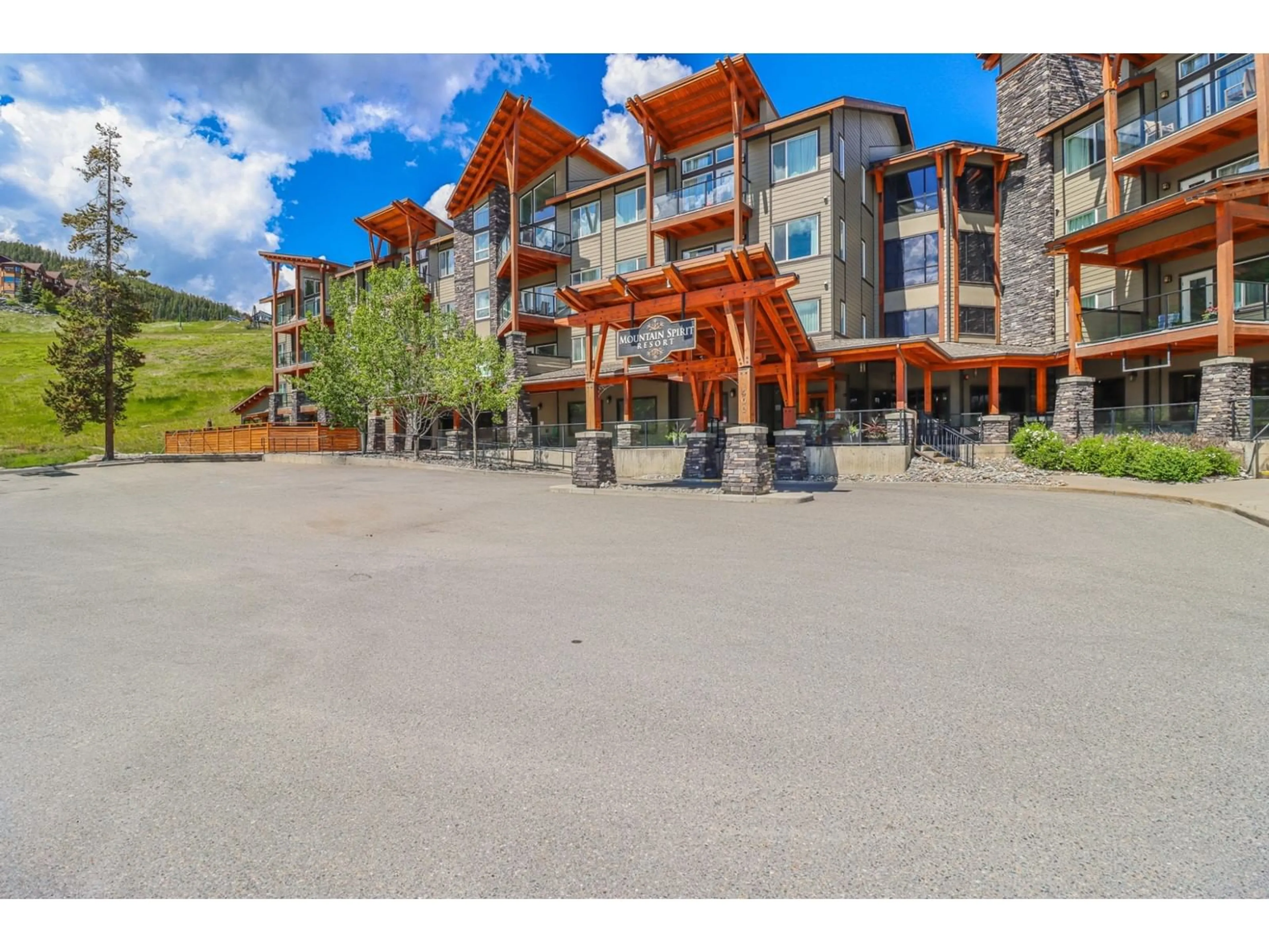 A pic from exterior of the house or condo for 219 - 400 STEMWINDER DRIVE, Kimberley British Columbia V1A2Y9