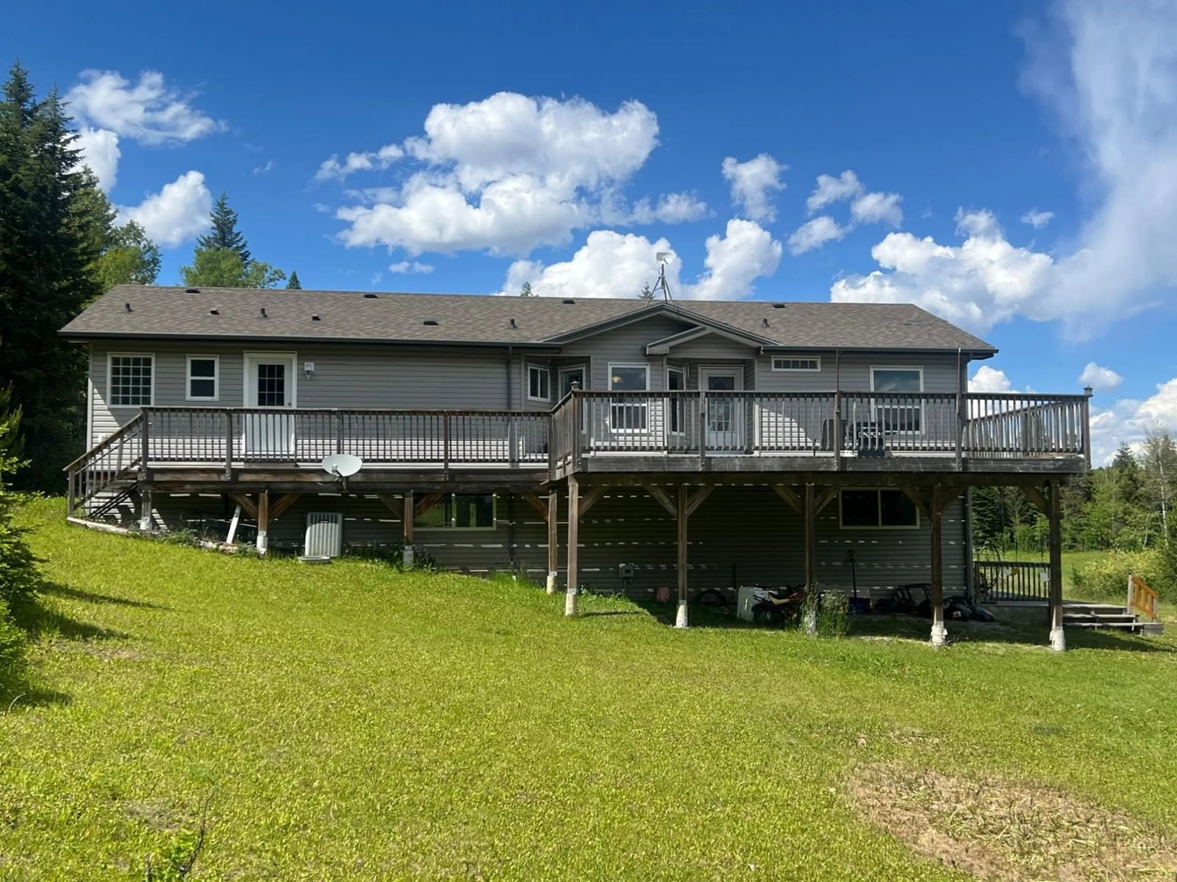 Frontside or backside of a home, cottage for 8468 BAHER NORTH Road, Sparwood British Columbia V0B2G3