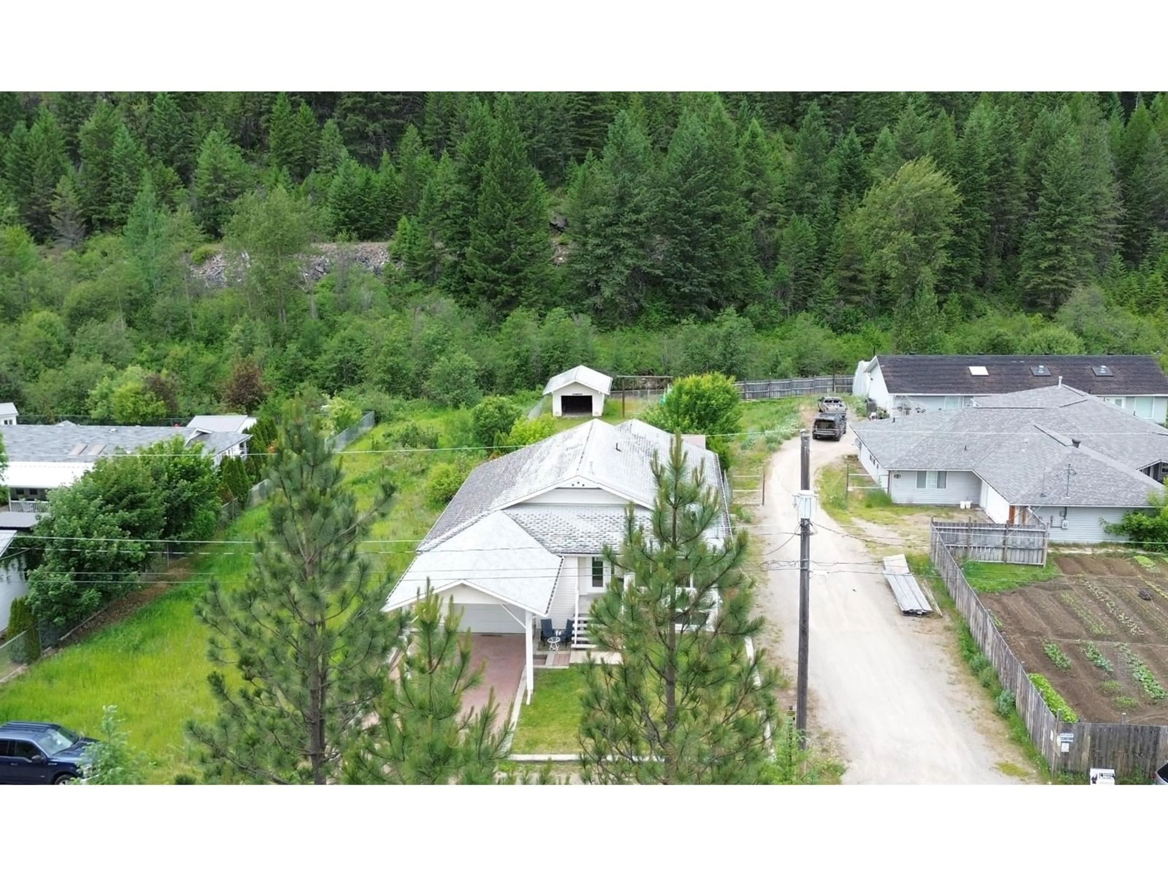 Shed for 826 BOUNDARY CREEK Lane, Greenwood British Columbia V0H1J0