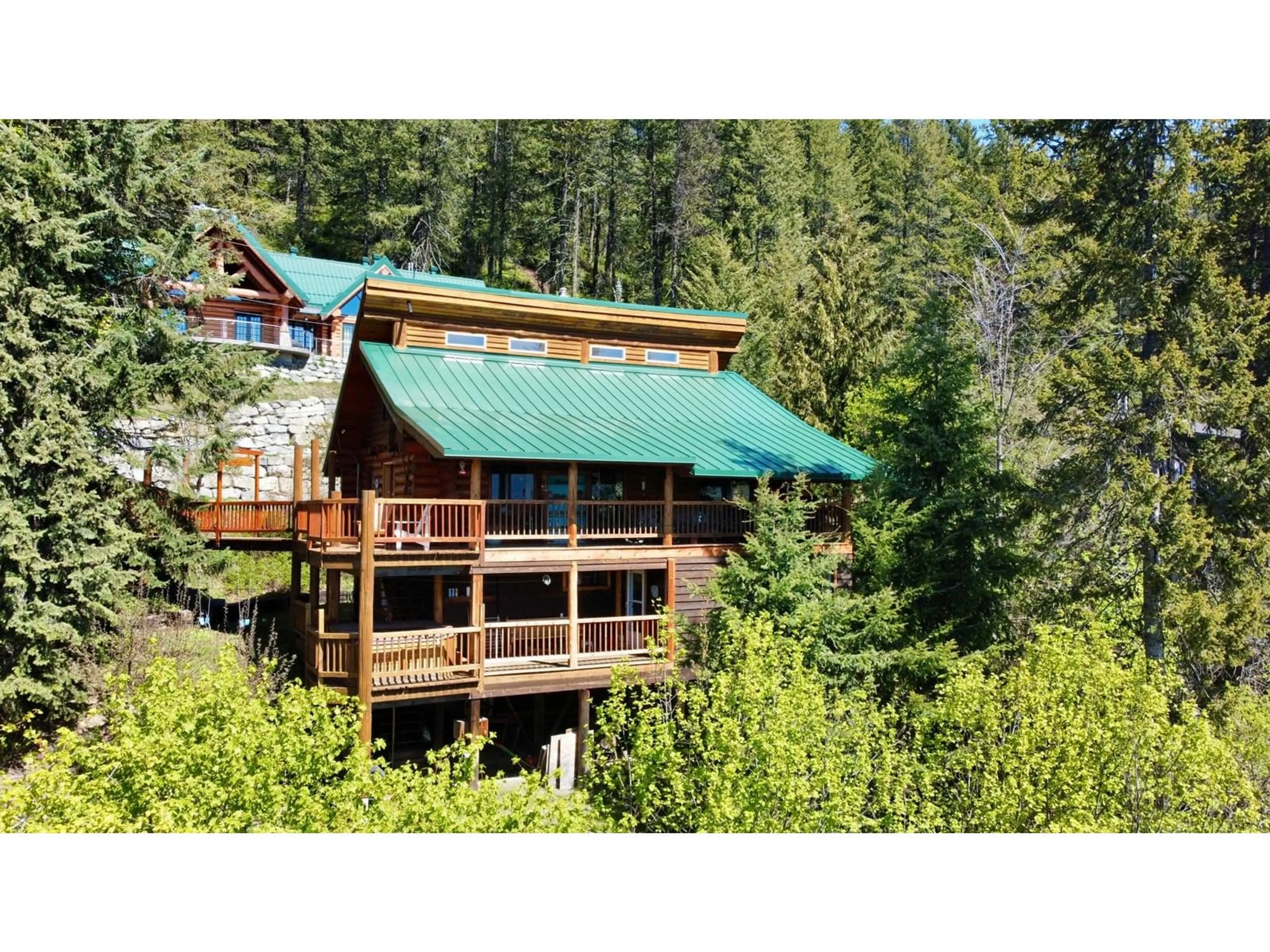 Cottage for 2075 KIRKUP AVENUE, Rossland British Columbia V0G1Y0