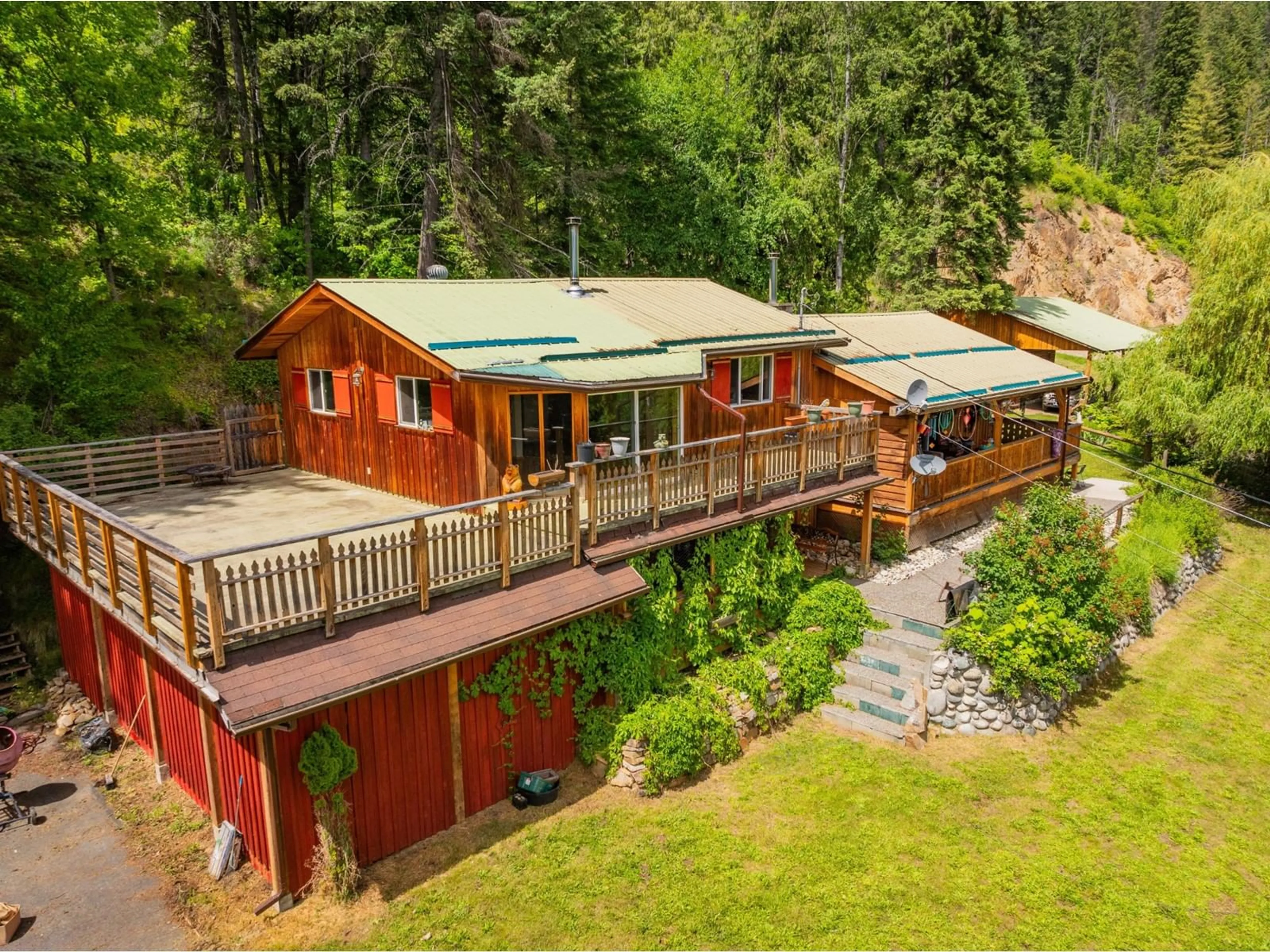 Frontside or backside of a home for 317 BRENNAND STREET, Kaslo British Columbia V0G1M0