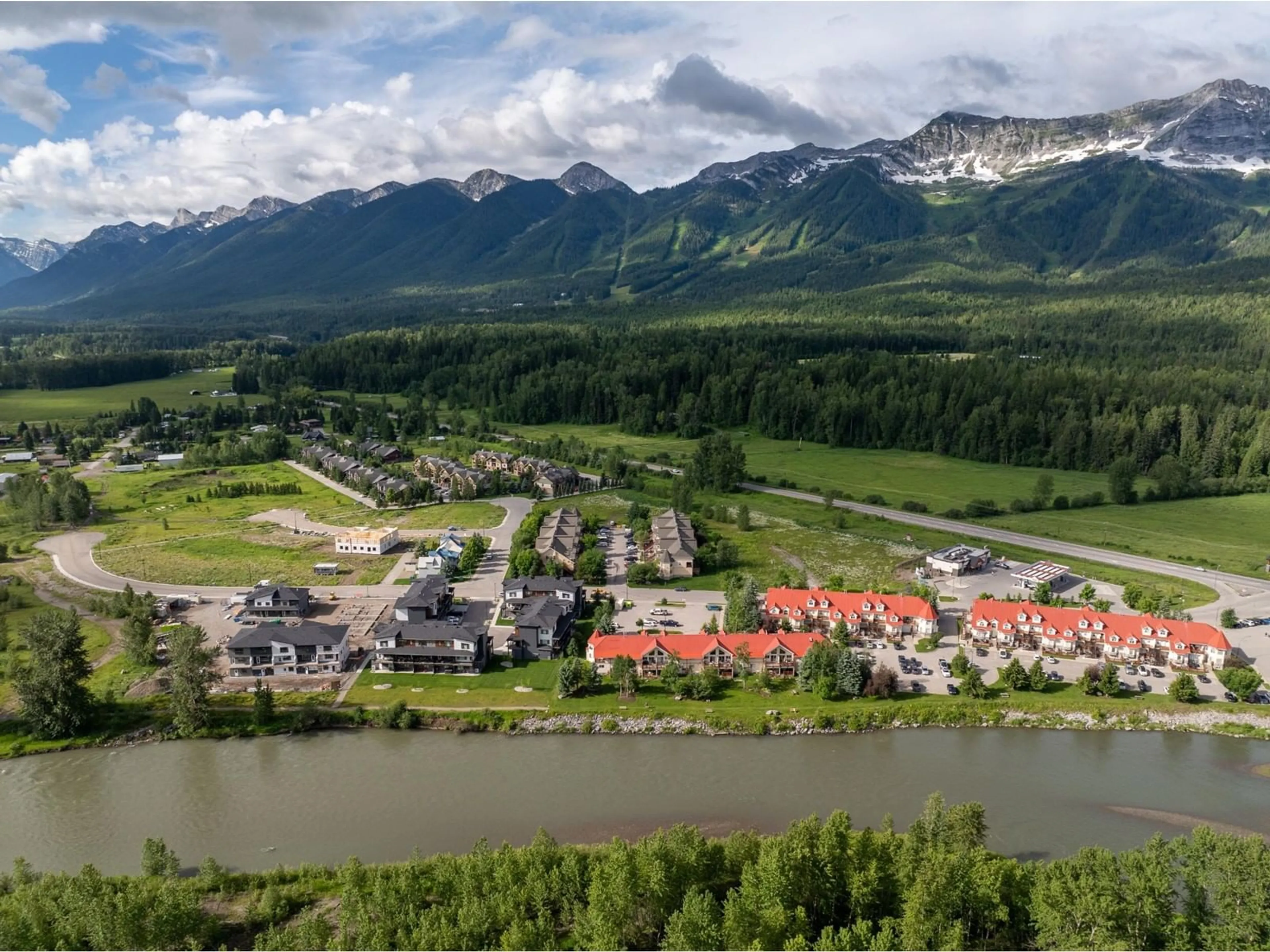 Lakeview for 1335 - 1300 RIVERSIDE WAY, Fernie British Columbia V0B1M7