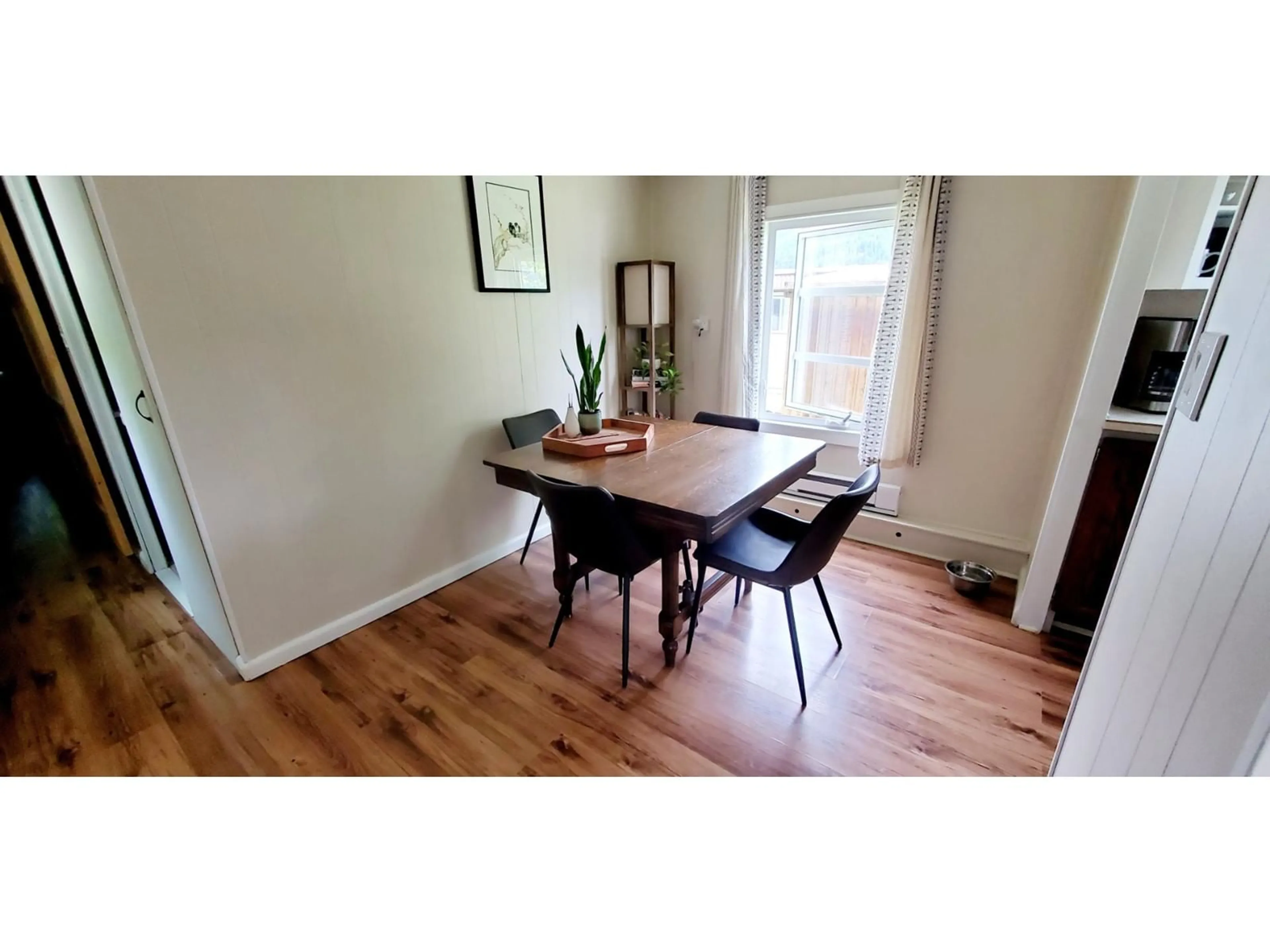 Dining room for 1562 GRANITE ROAD, Nelson British Columbia V1L6T6