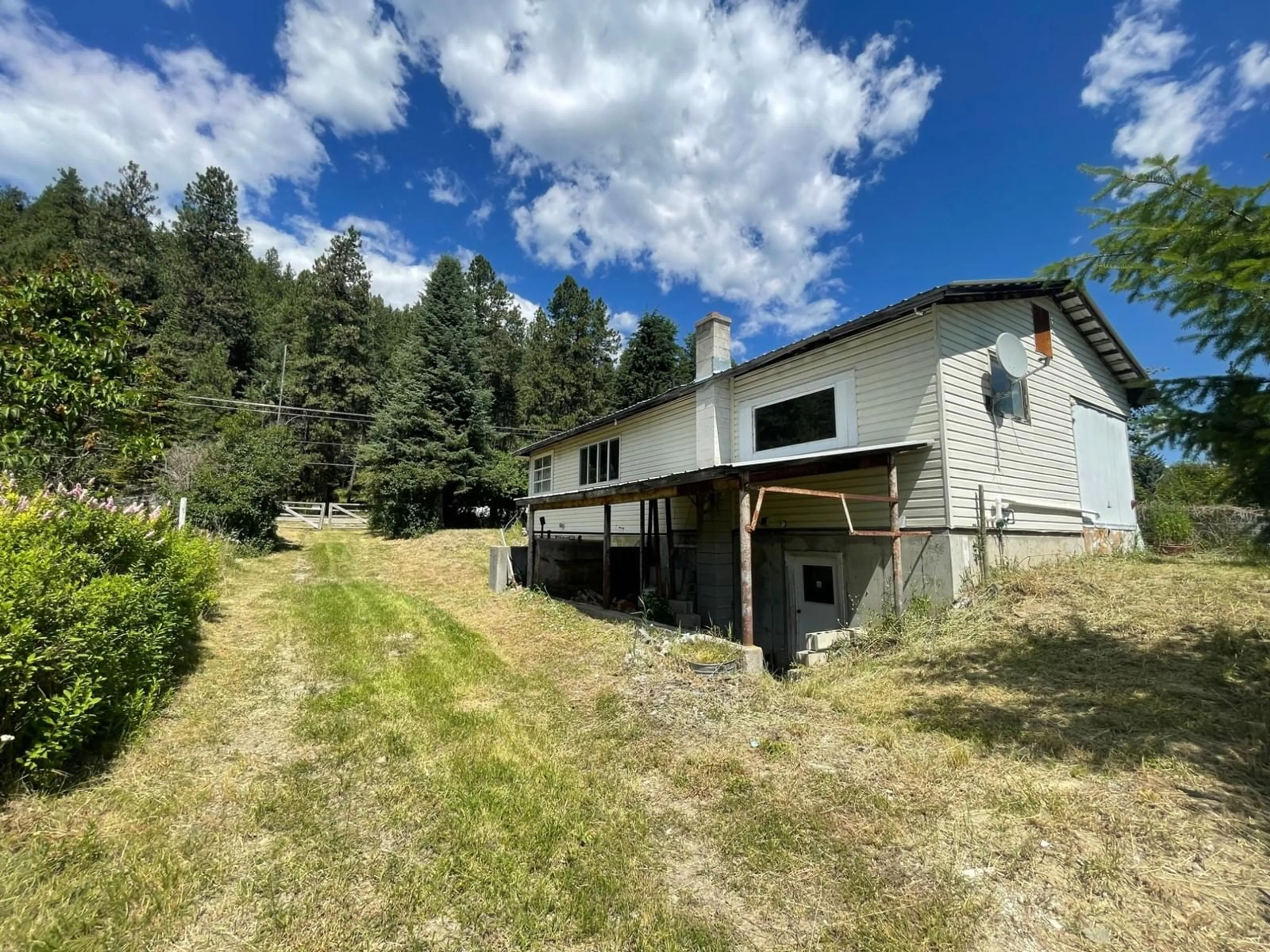 Frontside or backside of a home, cottage for 9270 NORTH FORK Road, Grand Forks British Columbia V0H1H2