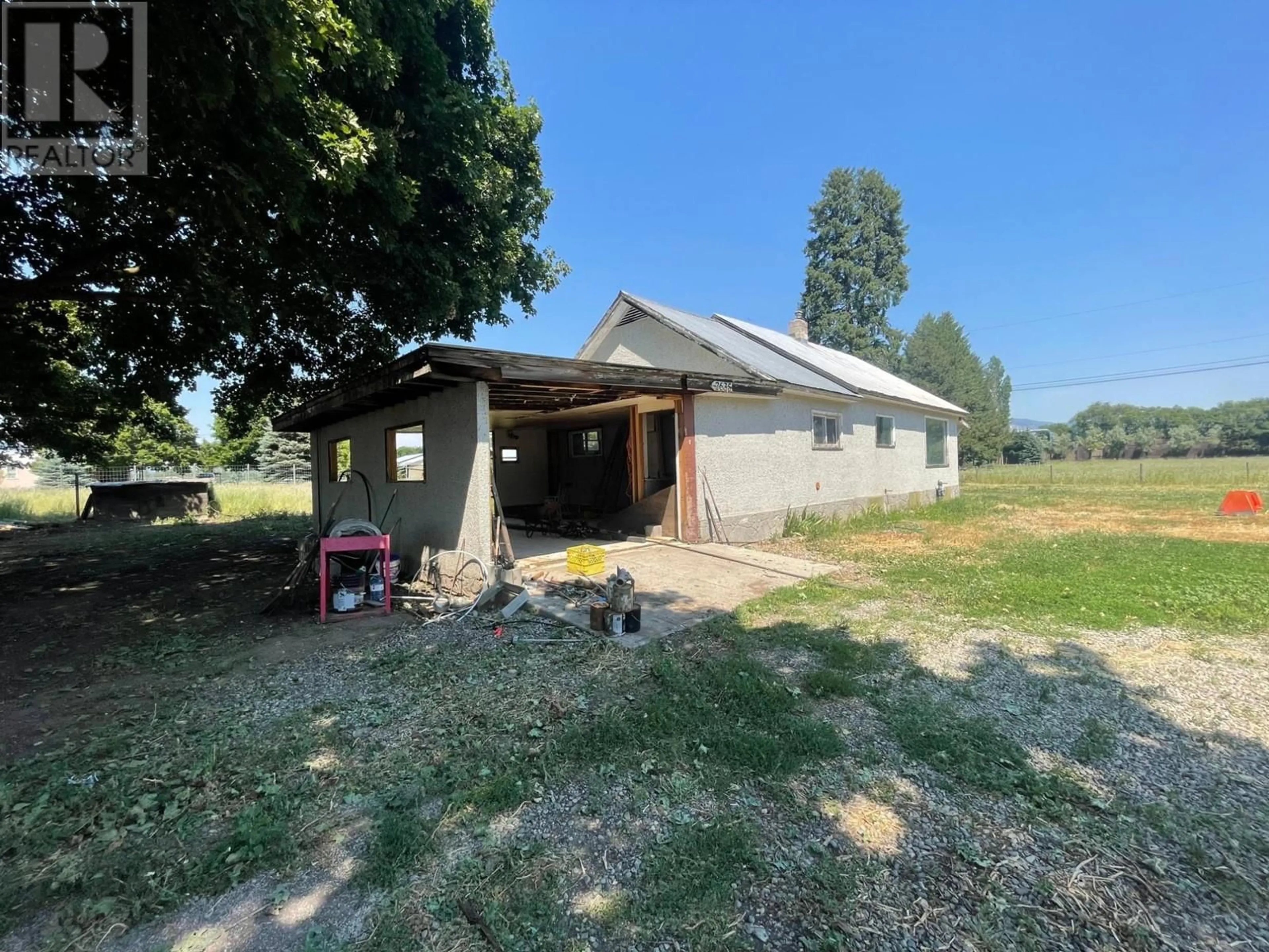 A pic from outside/outdoor area/front of a property/back of a property/a pic from drone, building for 2635 CARSON ROAD, Grand Forks British Columbia V0H1H4
