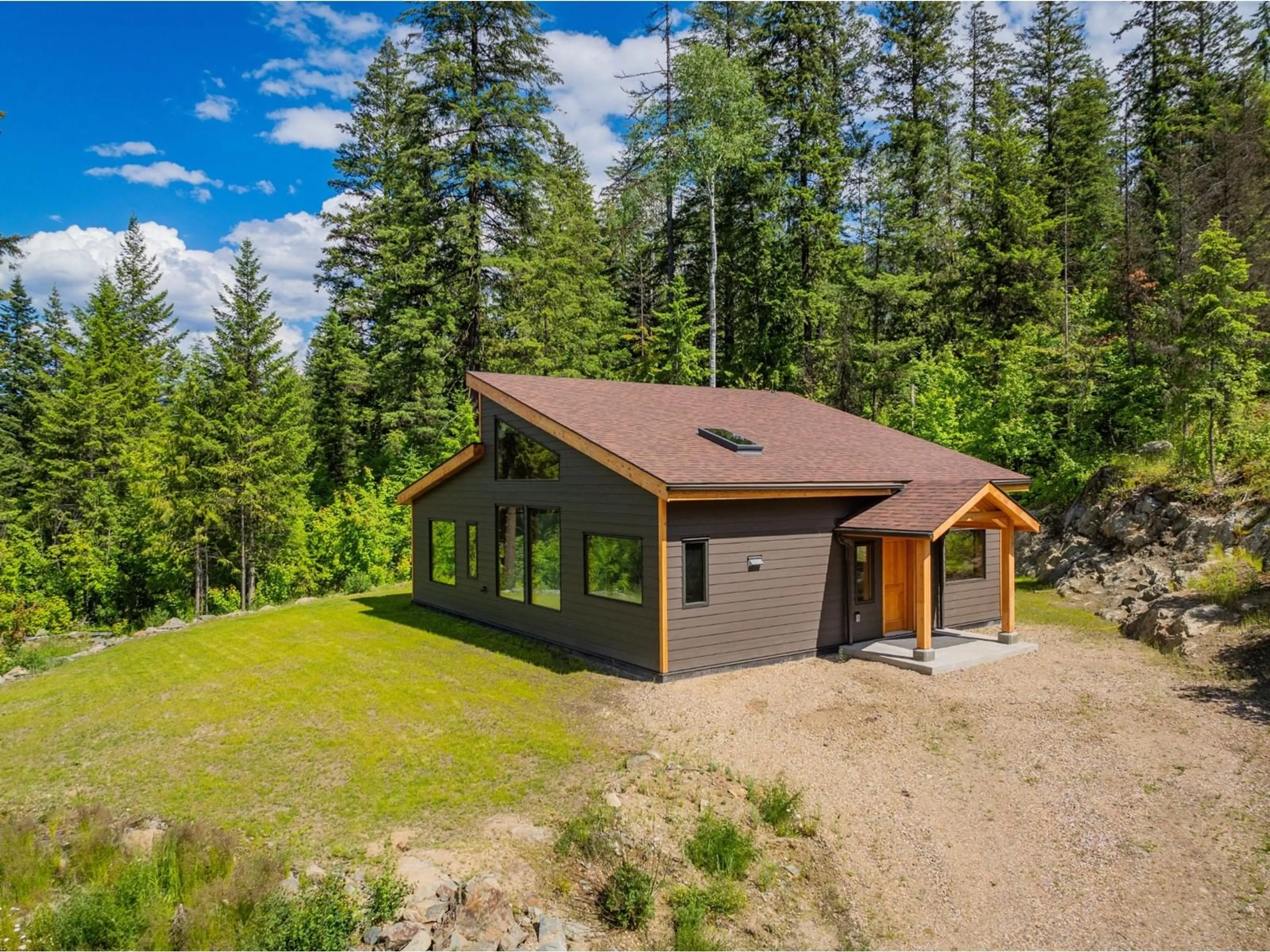 Cottage for 3439 CAZAKOFF ROAD, Nelson British Columbia V1L6X7