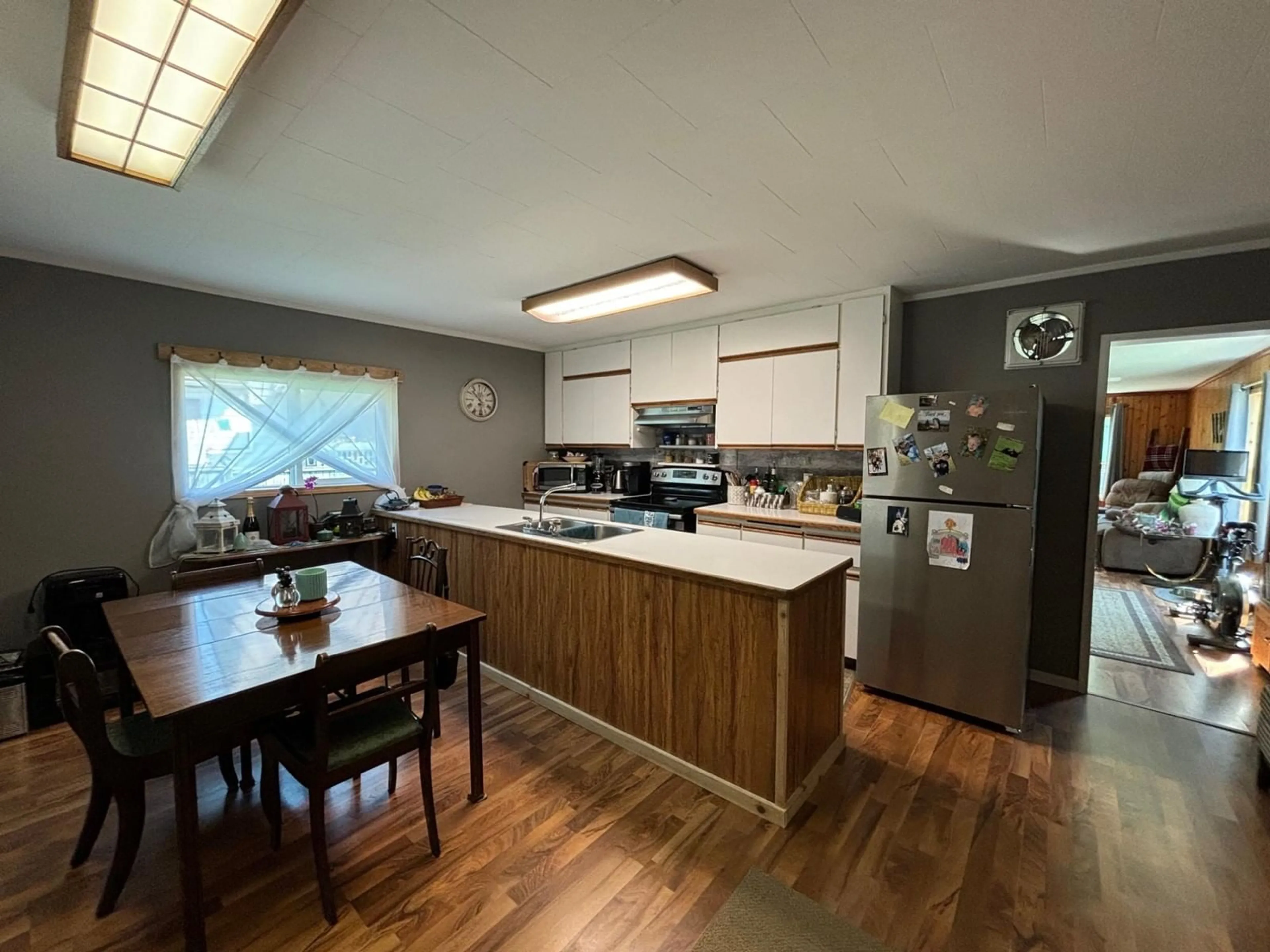 Open concept kitchen for 333 KIMBERLEY  N Avenue, Greenwood British Columbia V0H1J0