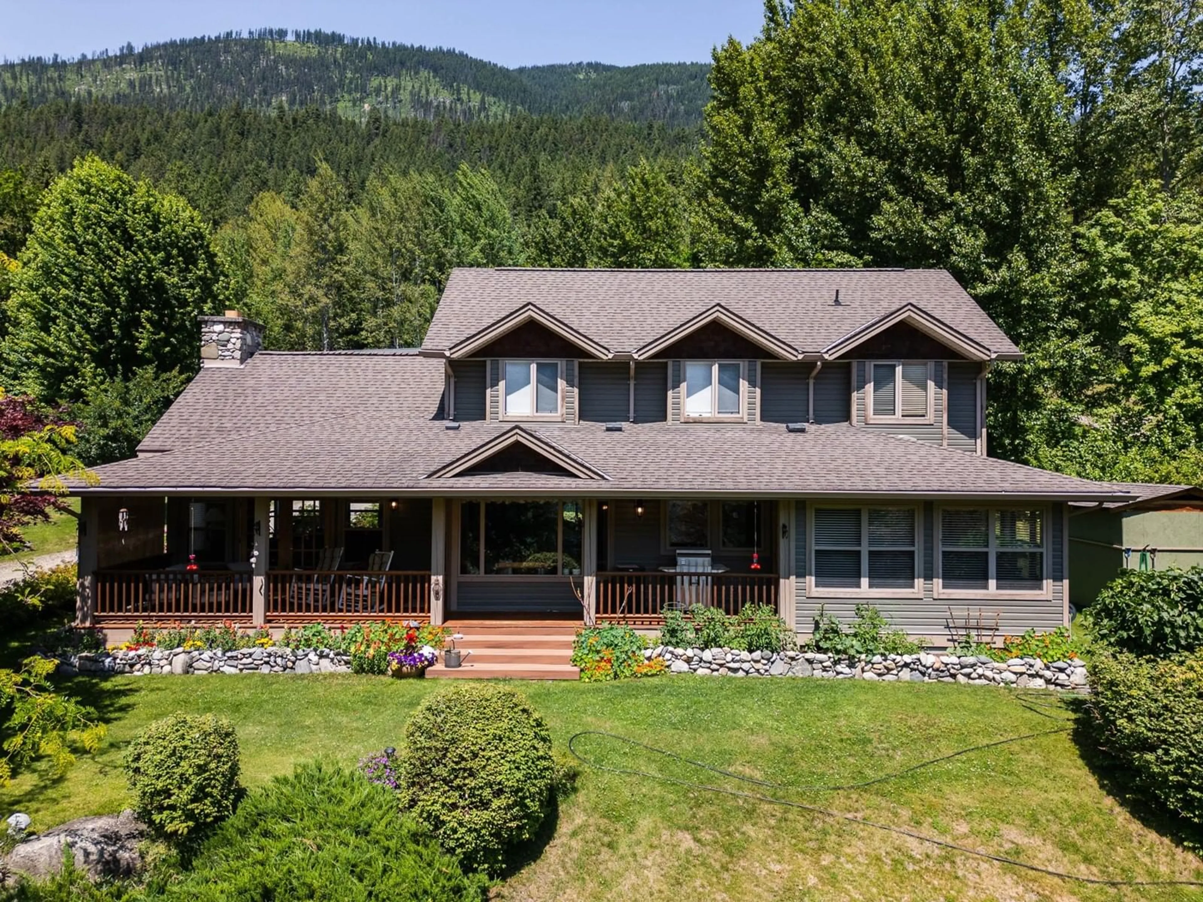 Frontside or backside of a home for 5244 HIGHWAY 3A, Nelson British Columbia V1L6N6