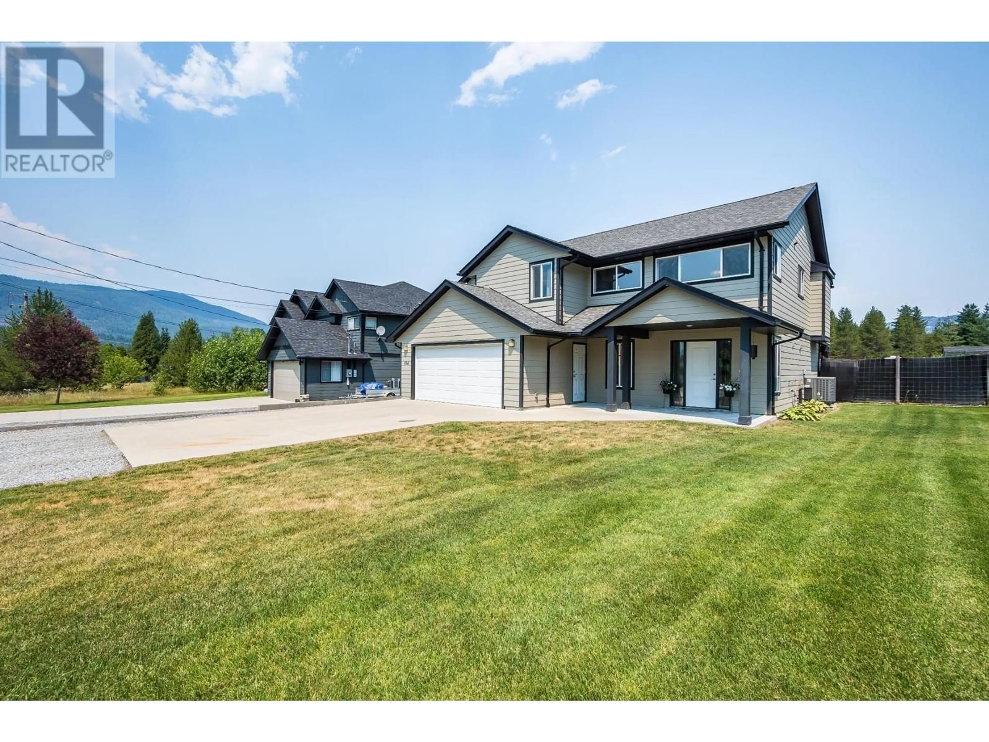 A pic from outside/outdoor area/front of a property/back of a property/a pic from drone, mountain view for 934 HILLVIEW ROAD, Ootischenia British Columbia V1N4K7
