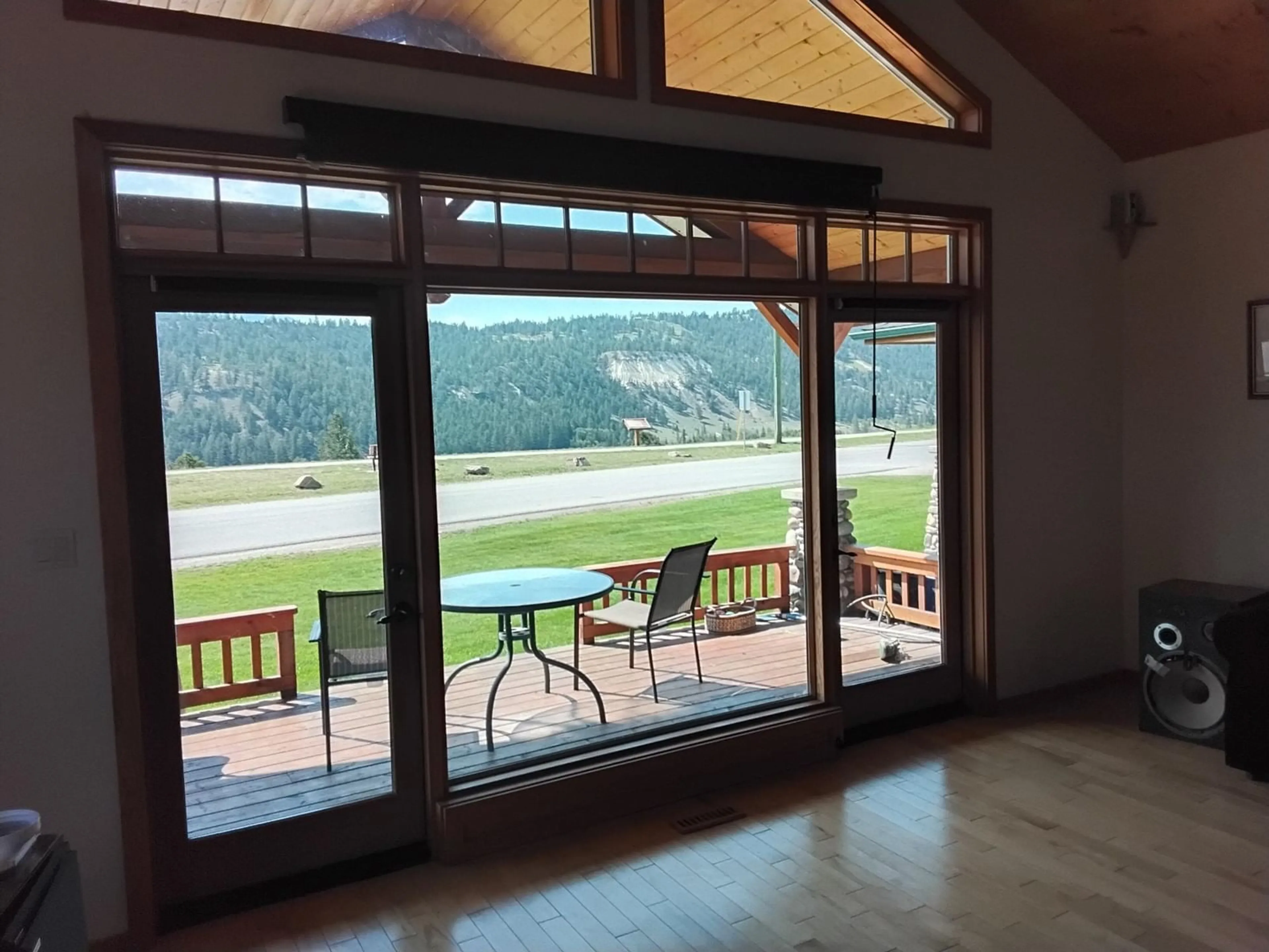 Indoor foyer, wood floors for 453 13TH Avenue, Invermere British Columbia V0A1K4