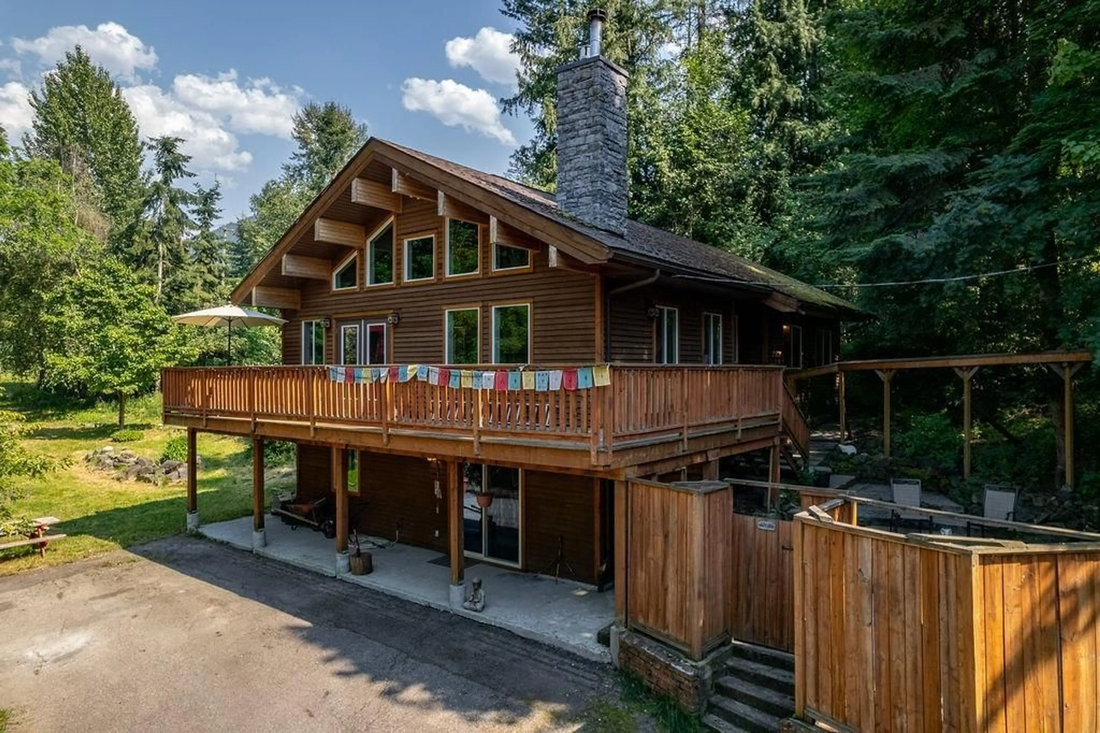 Outside view for 3371 CAZAKOFF ROAD, Nelson British Columbia V1L6X7