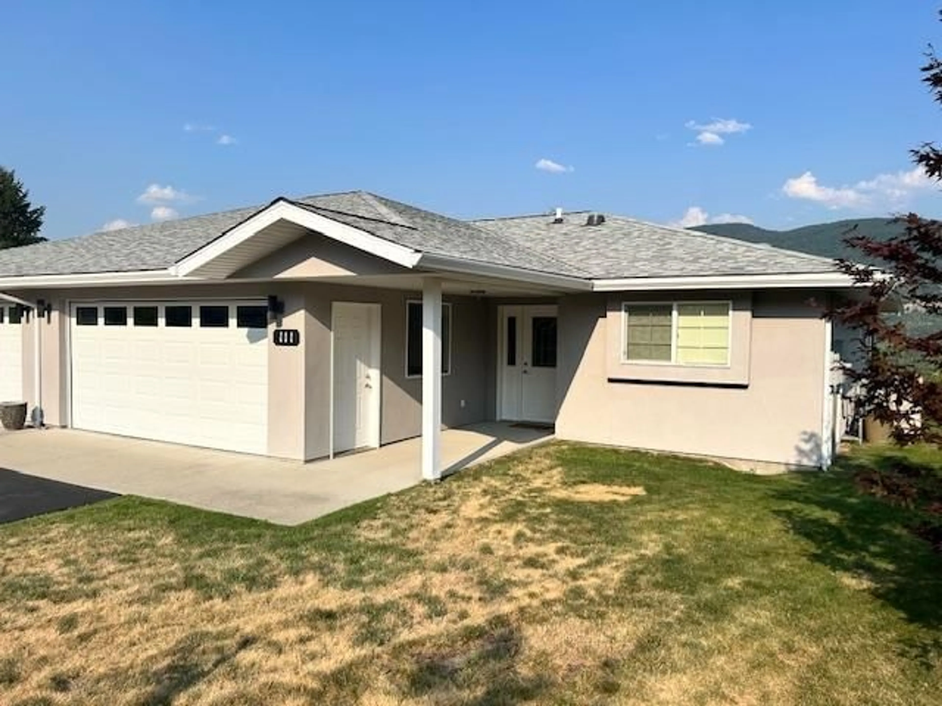 Home with vinyl exterior material for 111 - 4200 GRANDVIEW DRIVE, Castlegar British Columbia V1N4X6