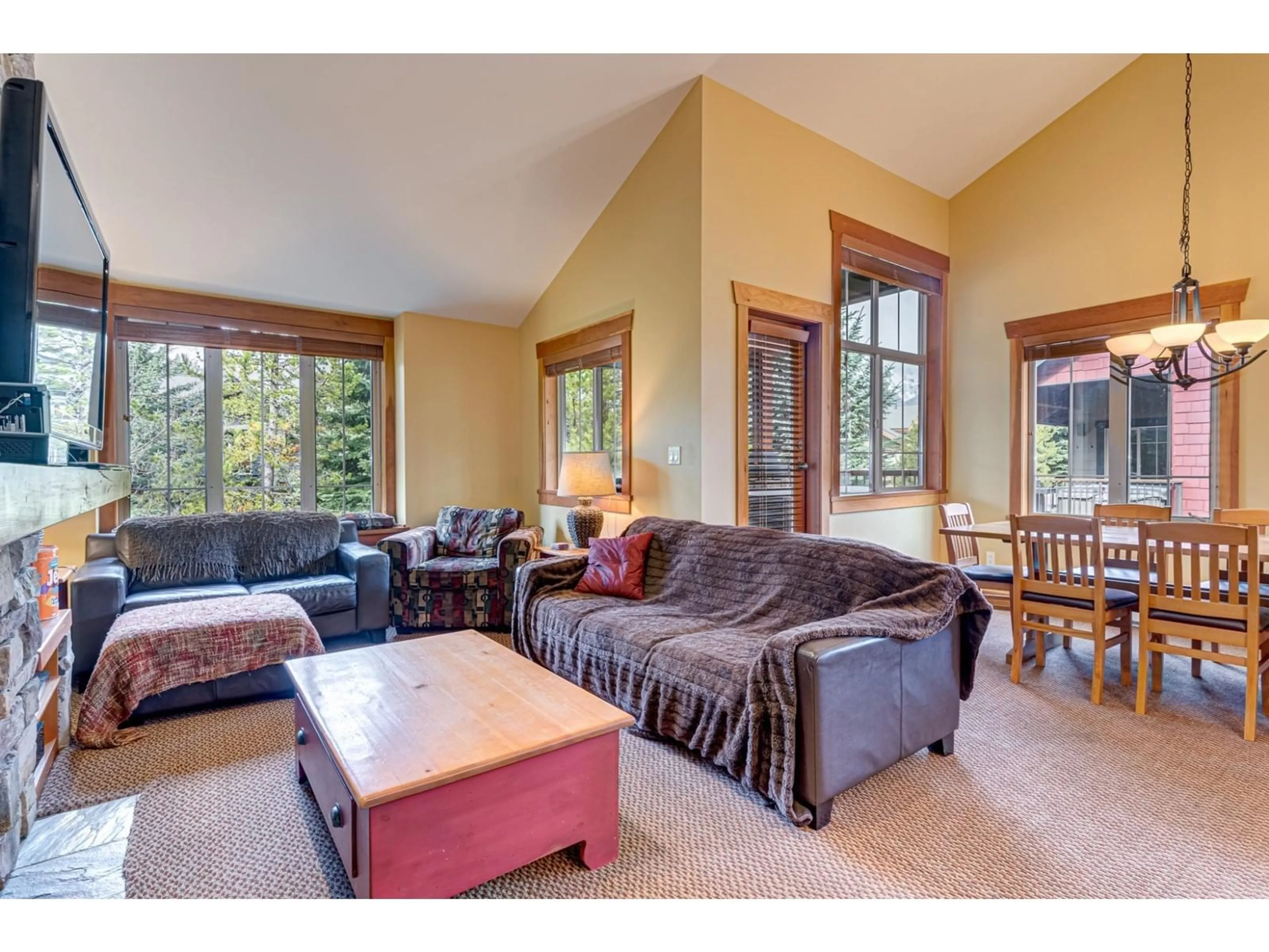 Living room, wood floors for 47 RIVERMOUNT Place Unit# 101A, Fernie British Columbia V0B1M7