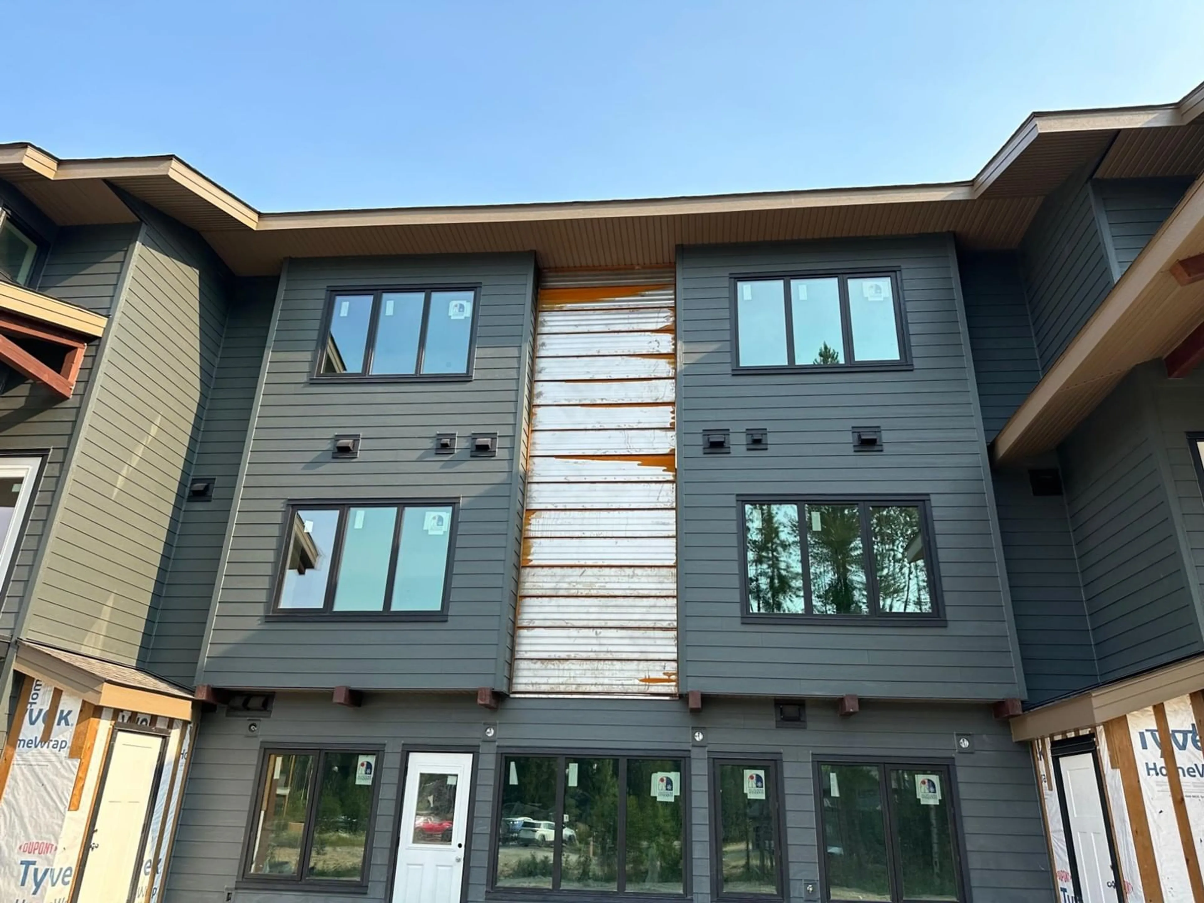 A pic from exterior of the house or condo for 6 - 1444 GRANITE DRIVE, Golden British Columbia V0A1H0