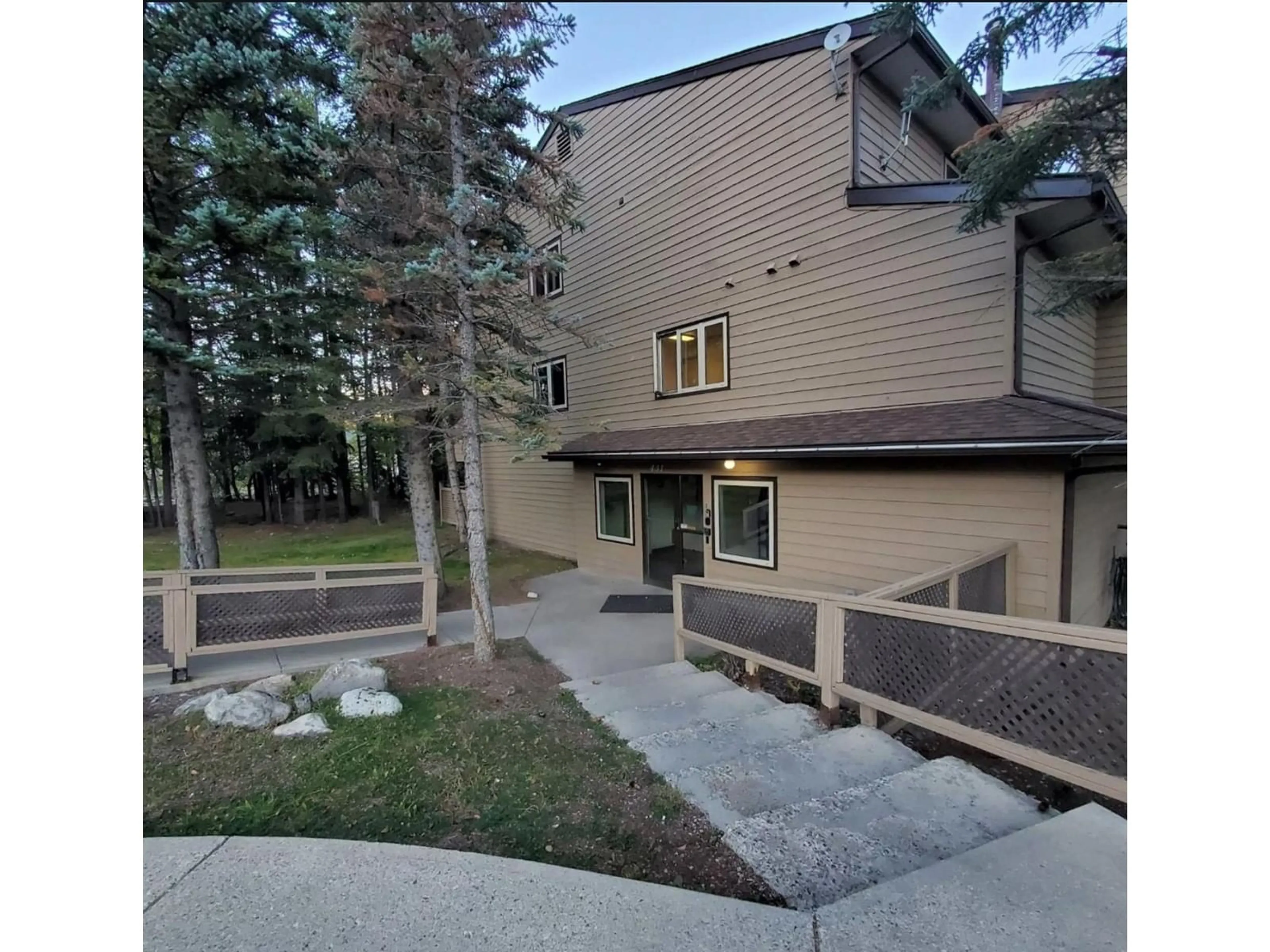 A pic from exterior of the house or condo for 202 - 431 BOIVIN ROAD, Elkford Alberta V0B1H0