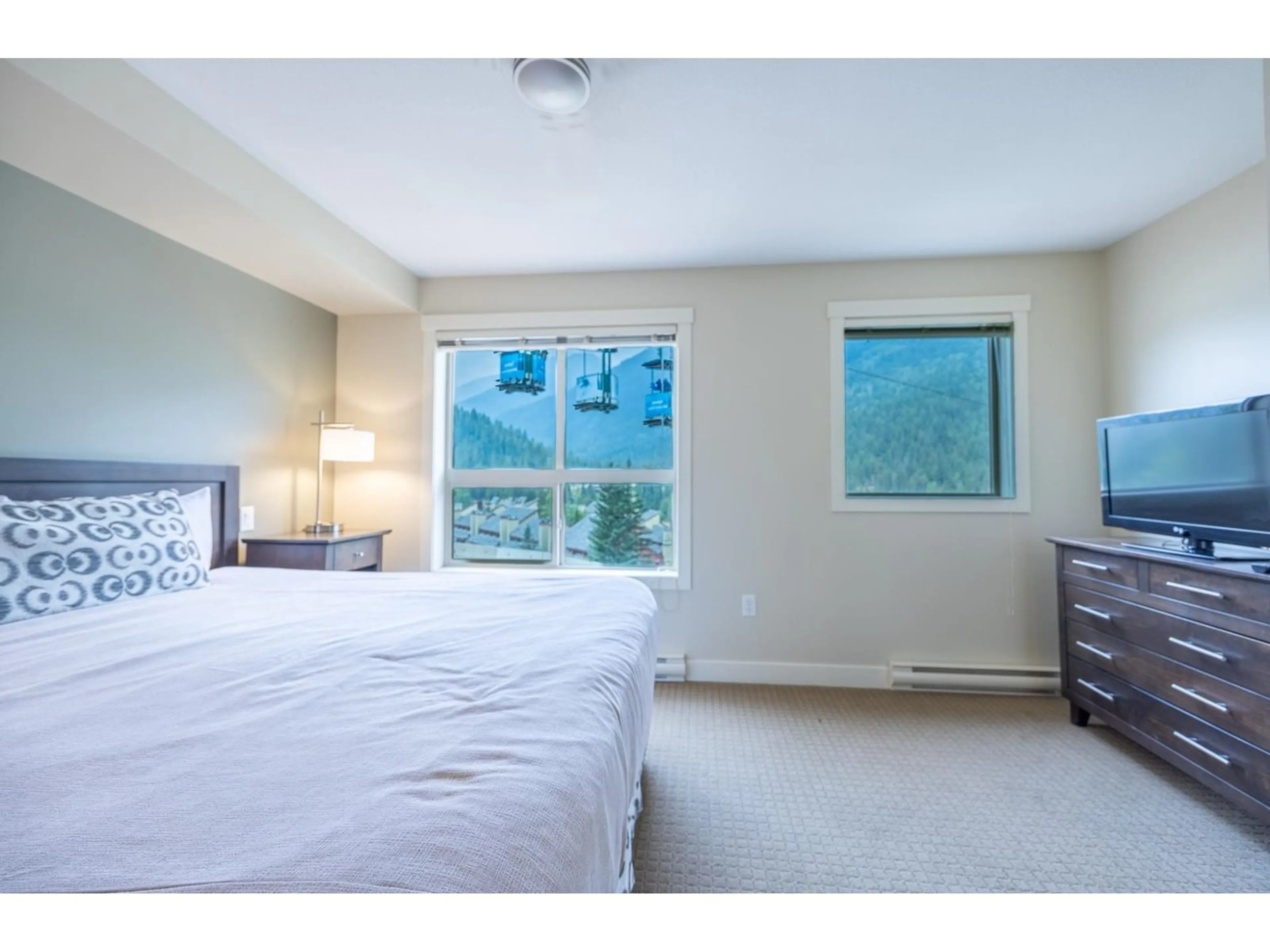 A pic of a room, carpet floors for 2049 SUMMIT Drive Unit# 313A, Panorama British Columbia V0A1T0