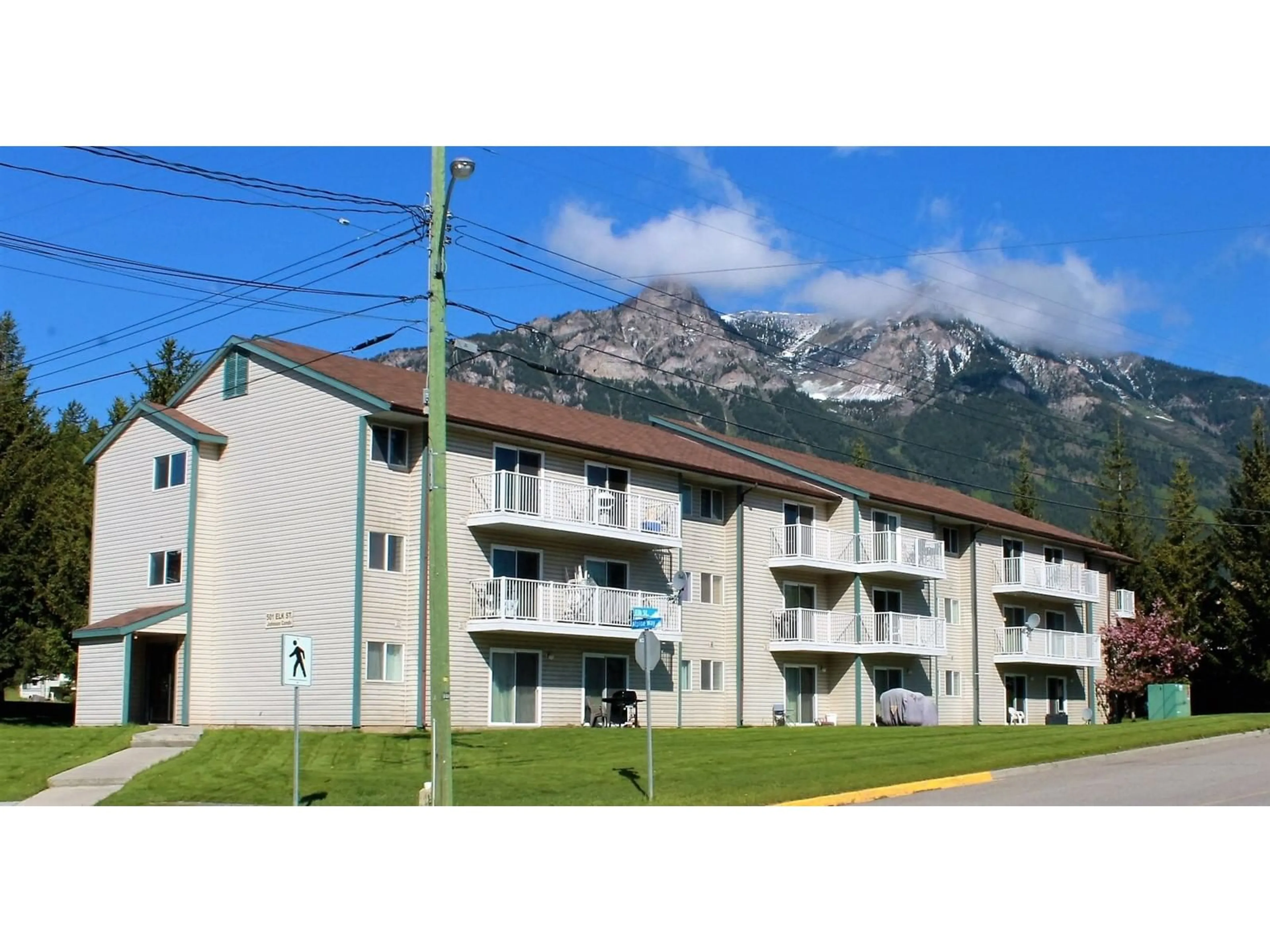 A pic from exterior of the house or condo for 211 - 501 ELK STREET, Elkford British Columbia V0B1H0