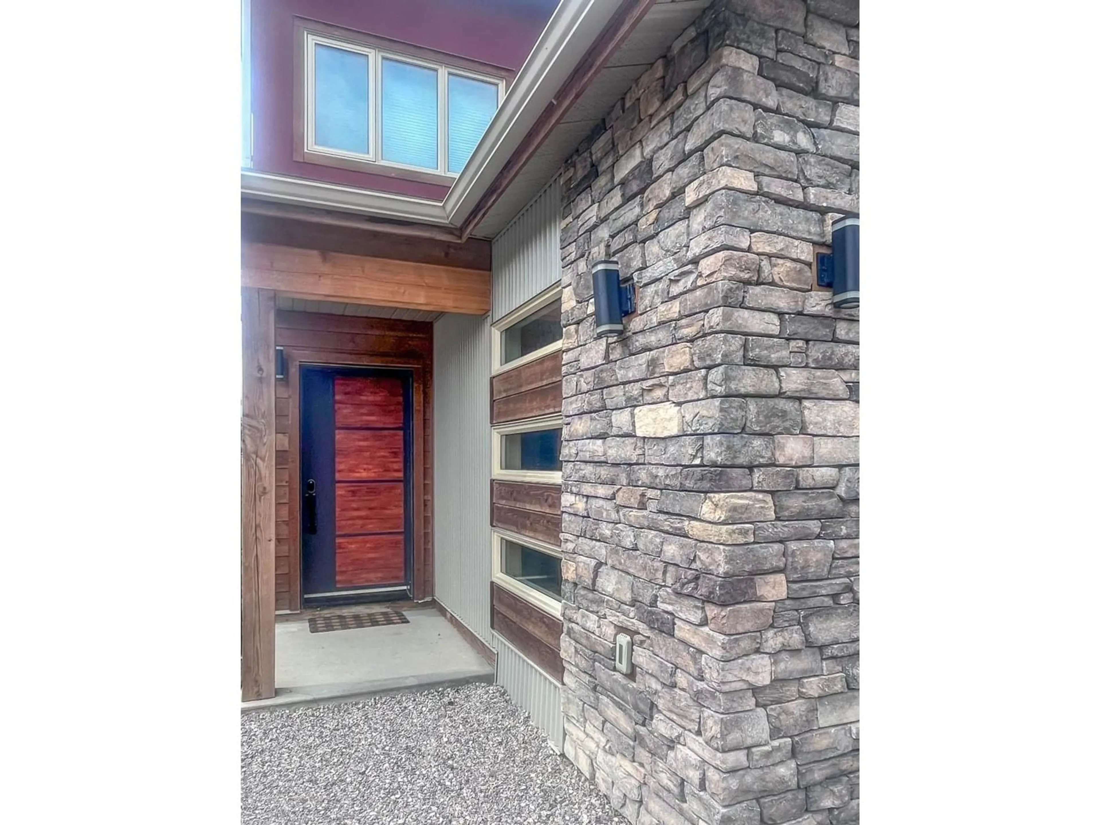 Home with brick exterior material for 4926 TIMBER RIDGE Road Unit# 16, Windermere British Columbia V0A1K3