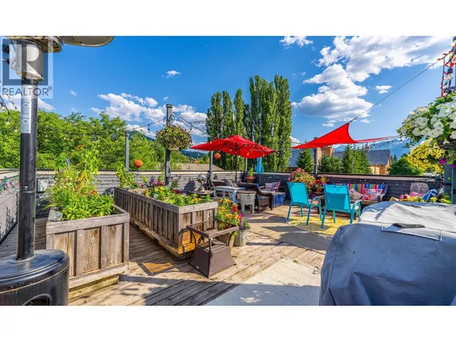 622 5TH AVENUE, Fernie 5