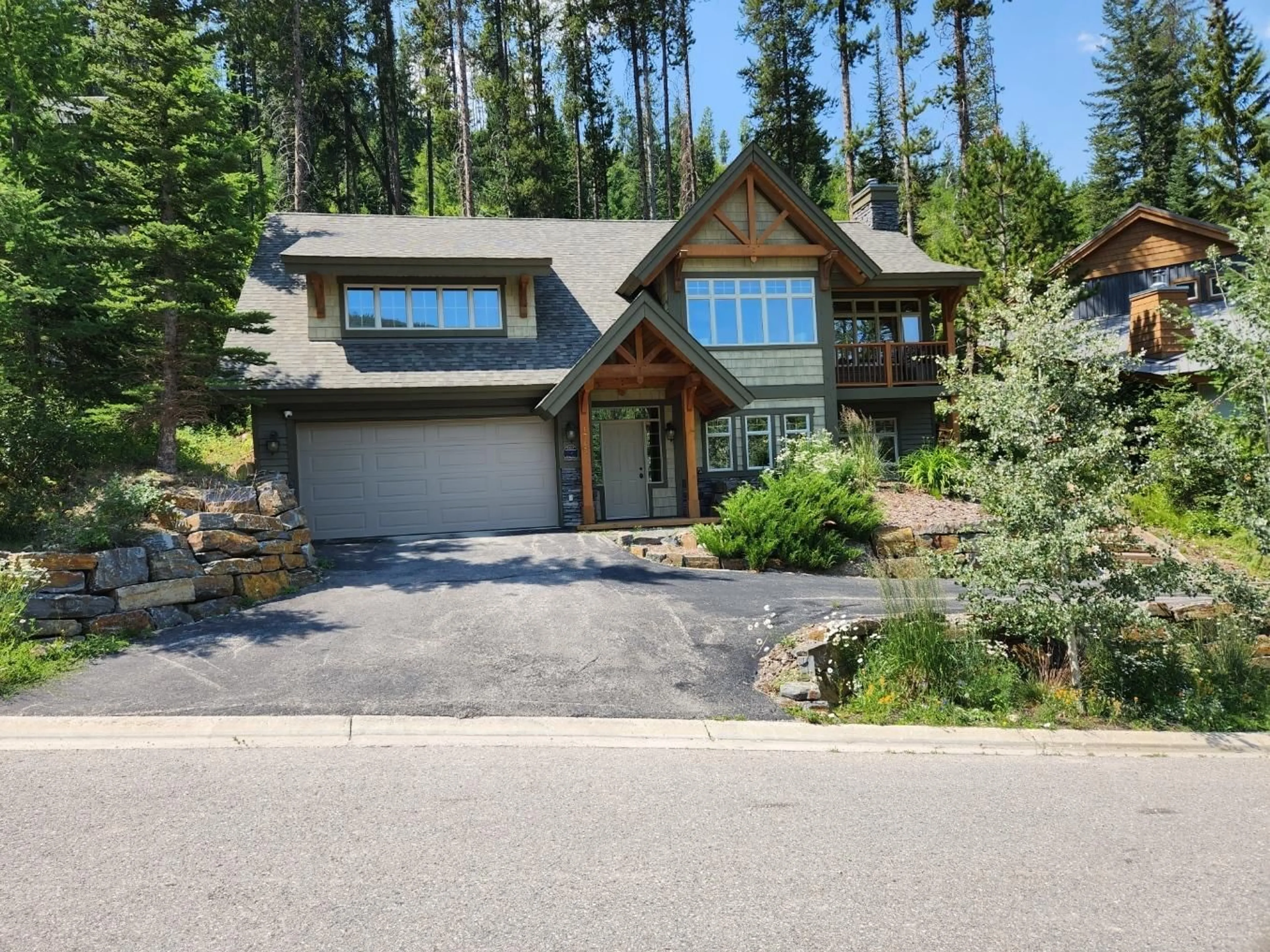 Frontside or backside of a home, cottage for 1745 GREYWOLF Drive, Panorama British Columbia V0A1T0