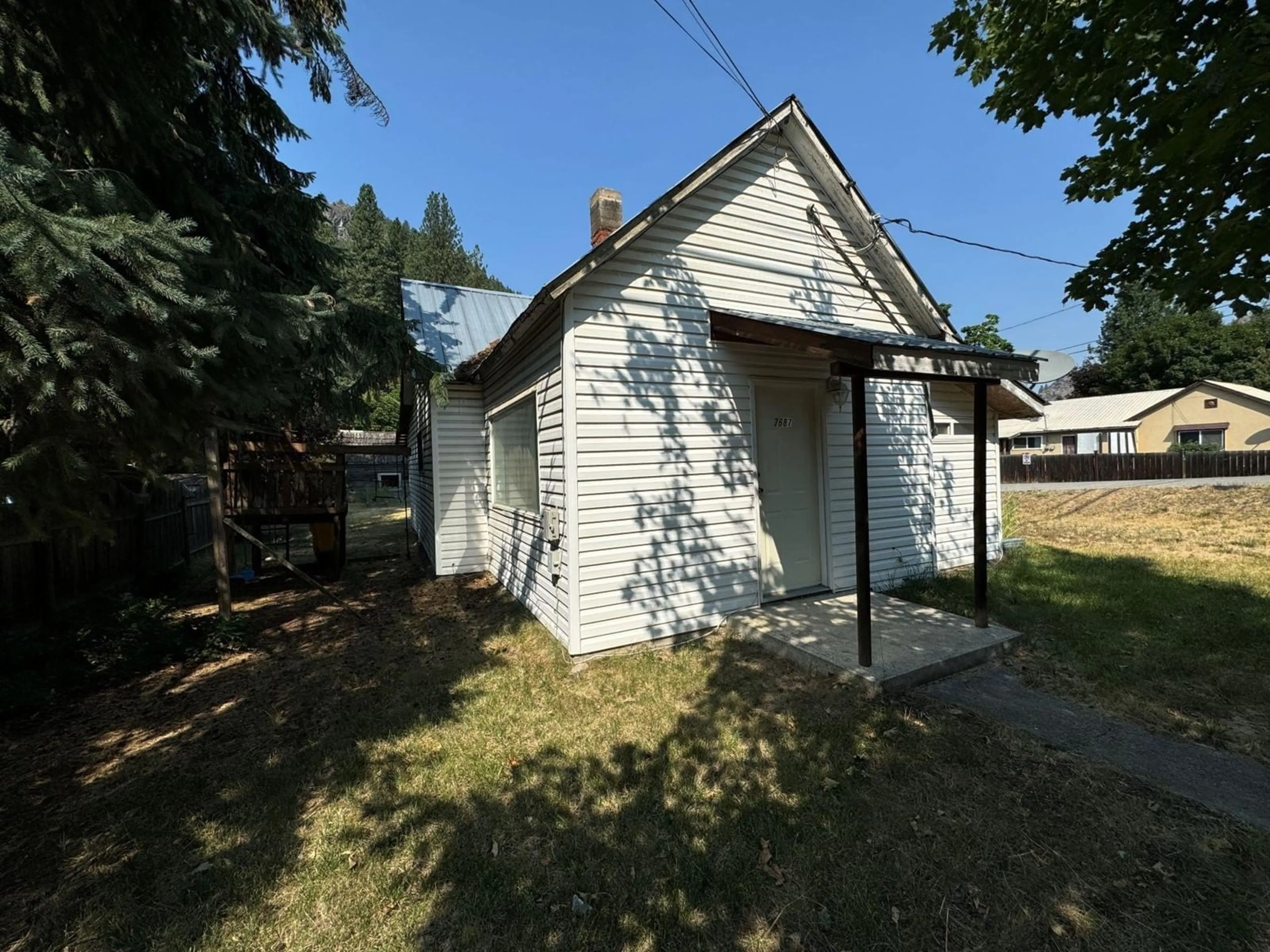 Shed for 7687 RIVERSIDE Drive, Grand Forks British Columbia V0H1H0