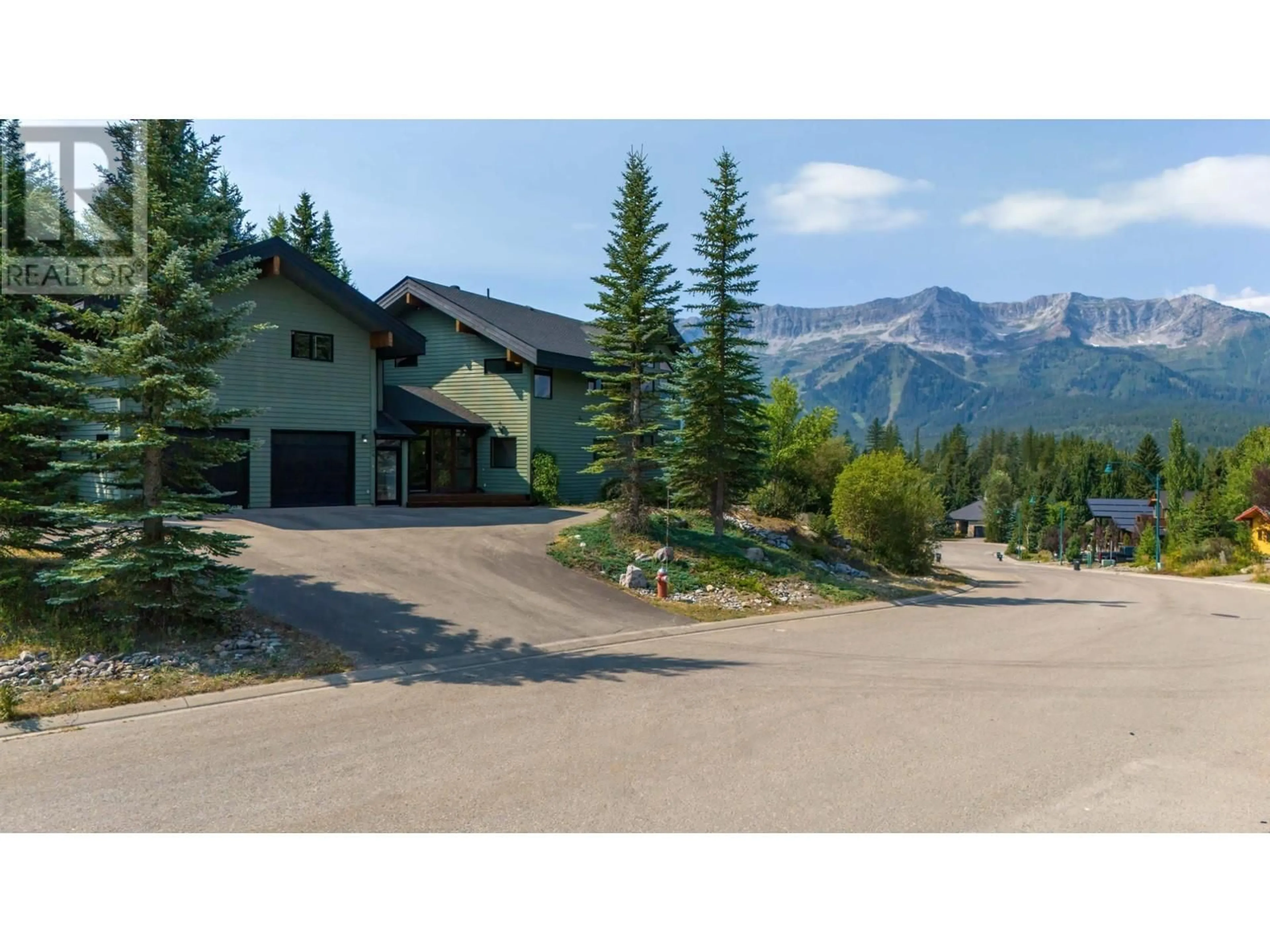 A pic from outside/outdoor area/front of a property/back of a property/a pic from drone, mountain view for 24 CEDAR BOWL DRIVE, Fernie British Columbia V0B1M4