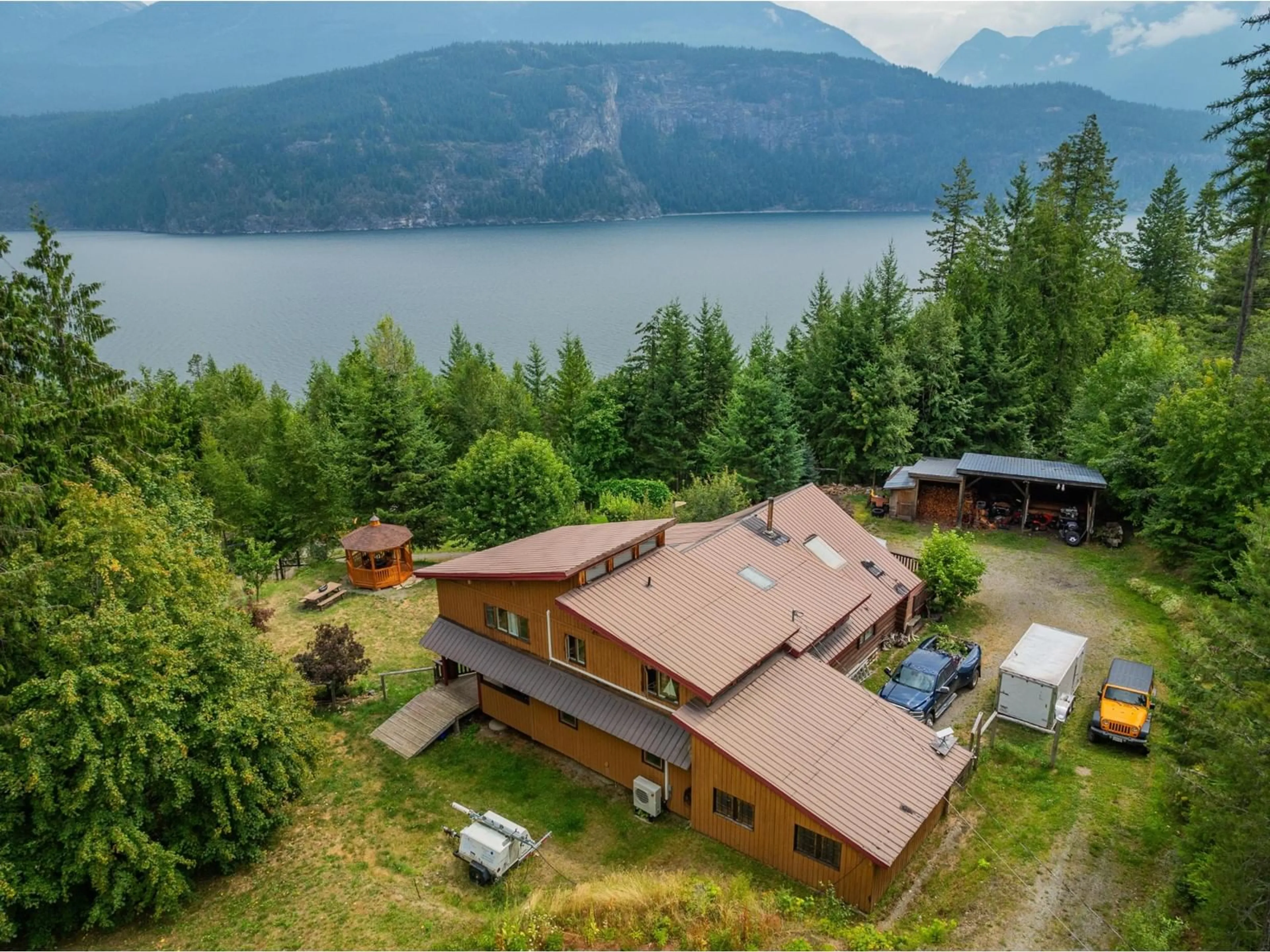 Frontside or backside of a home, cottage for 9413 SHUTTY BENCH Road, Kaslo British Columbia V0G1M0