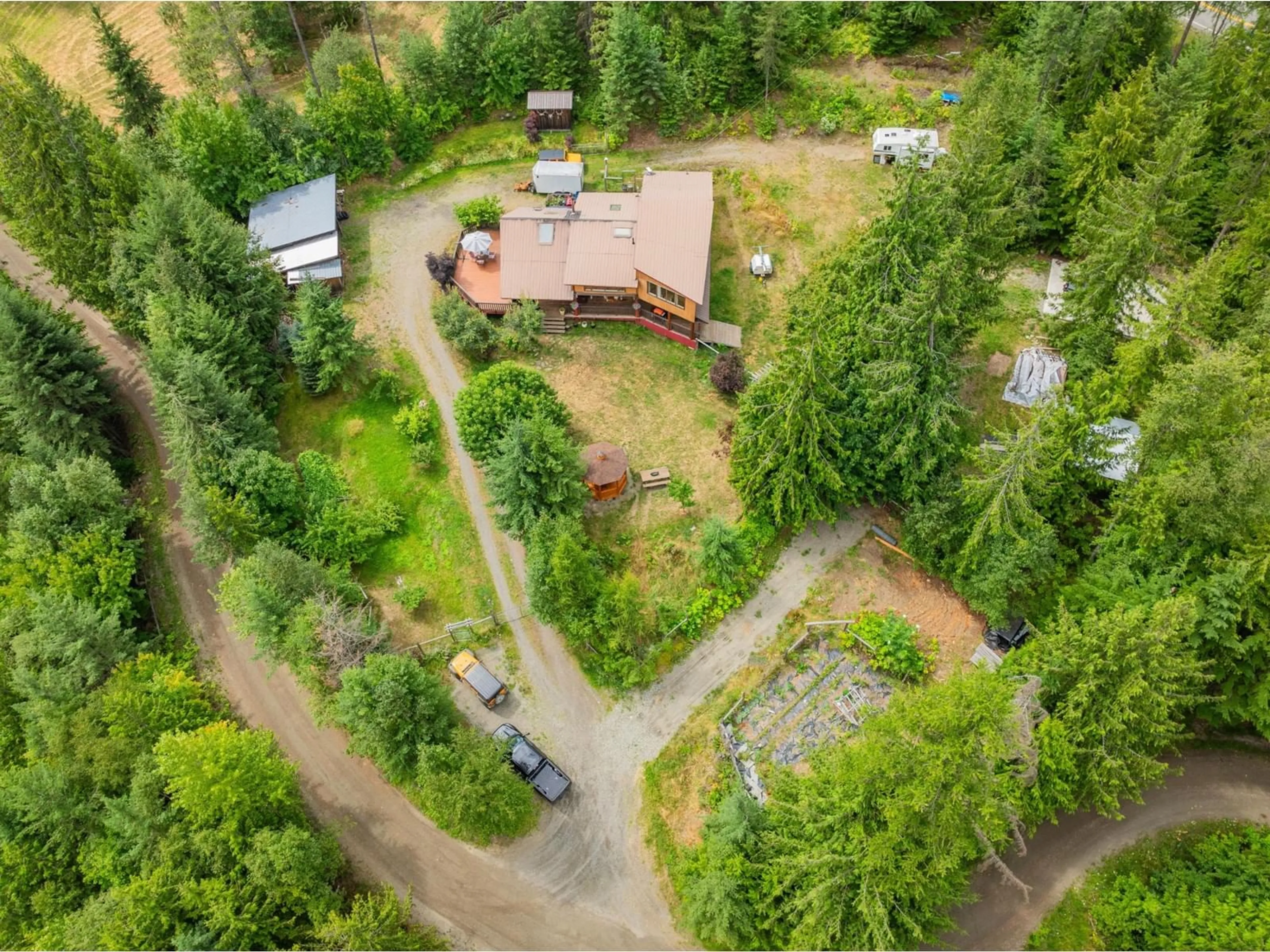 Frontside or backside of a home, cottage for 9413 SHUTTY BENCH Road, Kaslo British Columbia V0G1M0