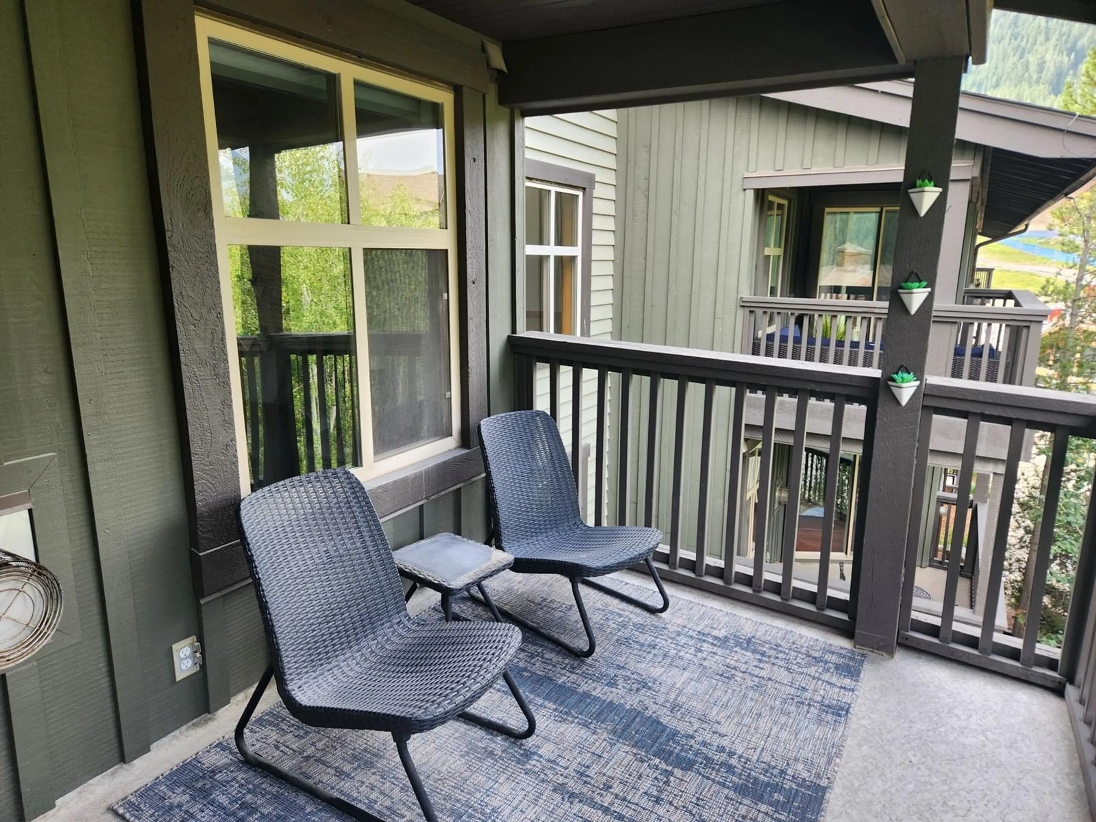 Patio, cottage for 2060 SUMMIT Drive Unit# 412, Panorama British Columbia V0A1T0