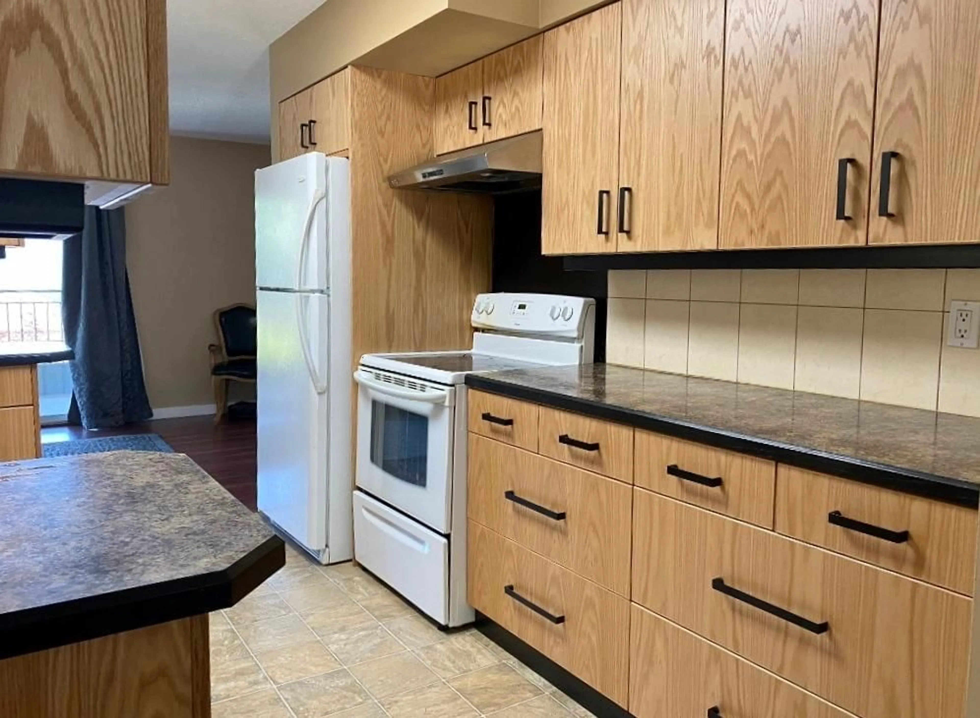 Standard kitchen, wood floors, cottage for 7437 VALLEY HEIGHTS Drive, Grand Forks British Columbia V0H1H0