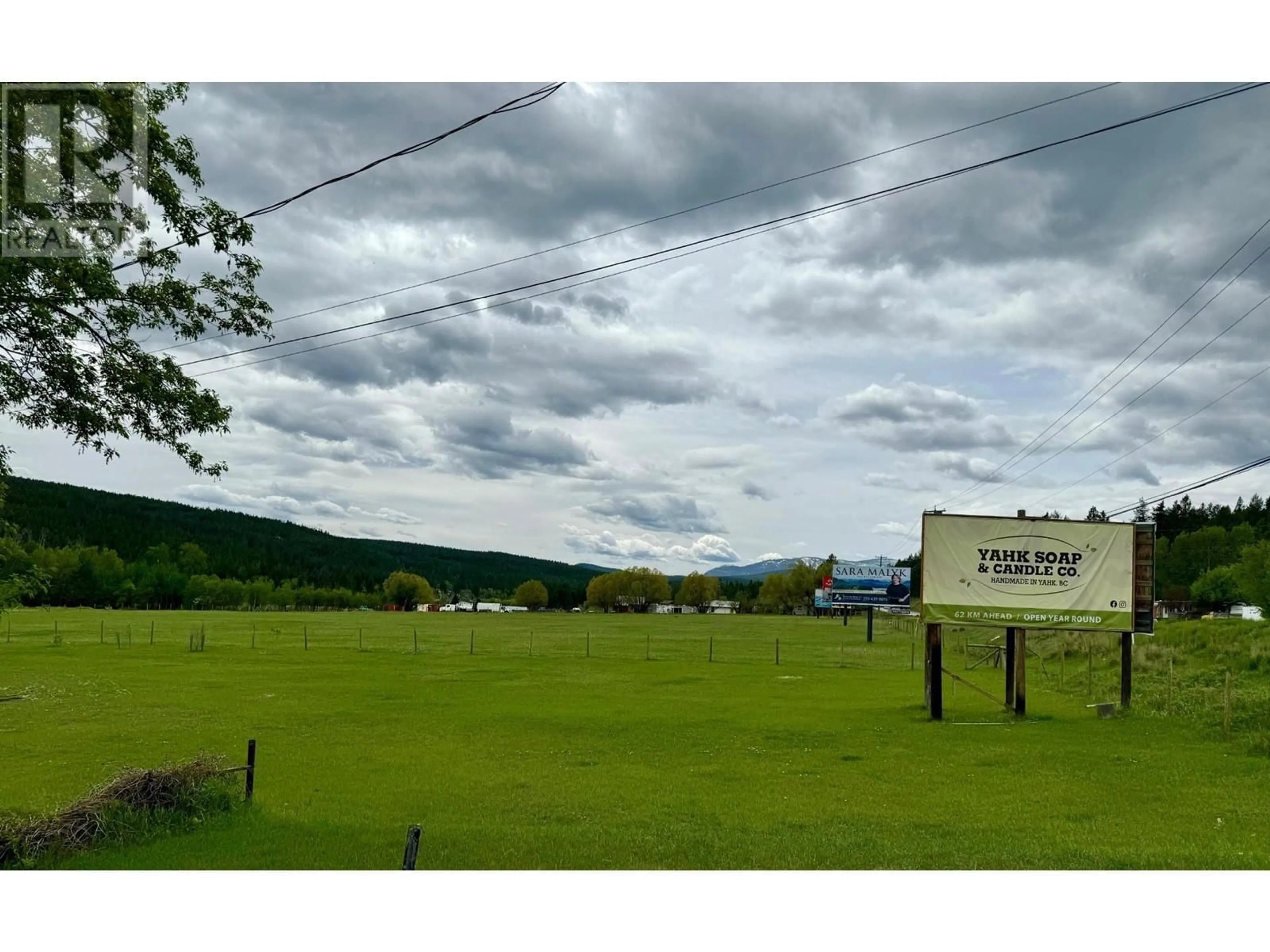 A pic from outside/outdoor area/front of a property/back of a property/a pic from drone, mountain view for 2000 3/95 HIGHWAY, Cranbrook British Columbia V1C6X9