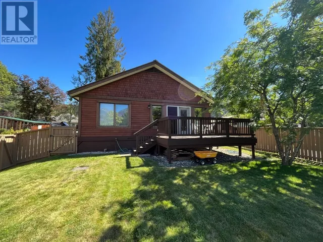 811 KILDARE STREET, New Denver 3