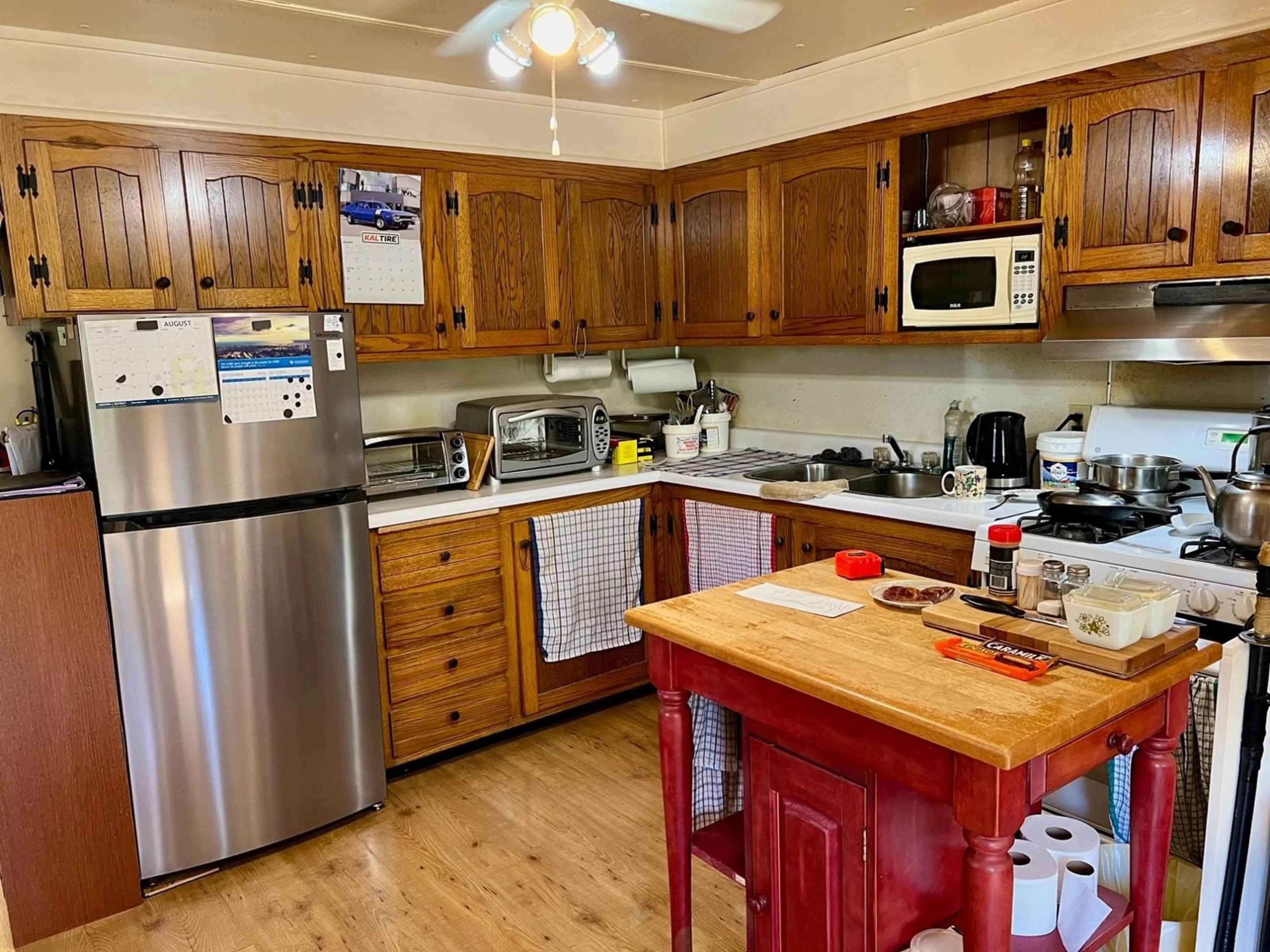 Standard kitchen, wood floors, cottage for 3003 3 Highway Unit# 11, Erickson British Columbia V0B1G1