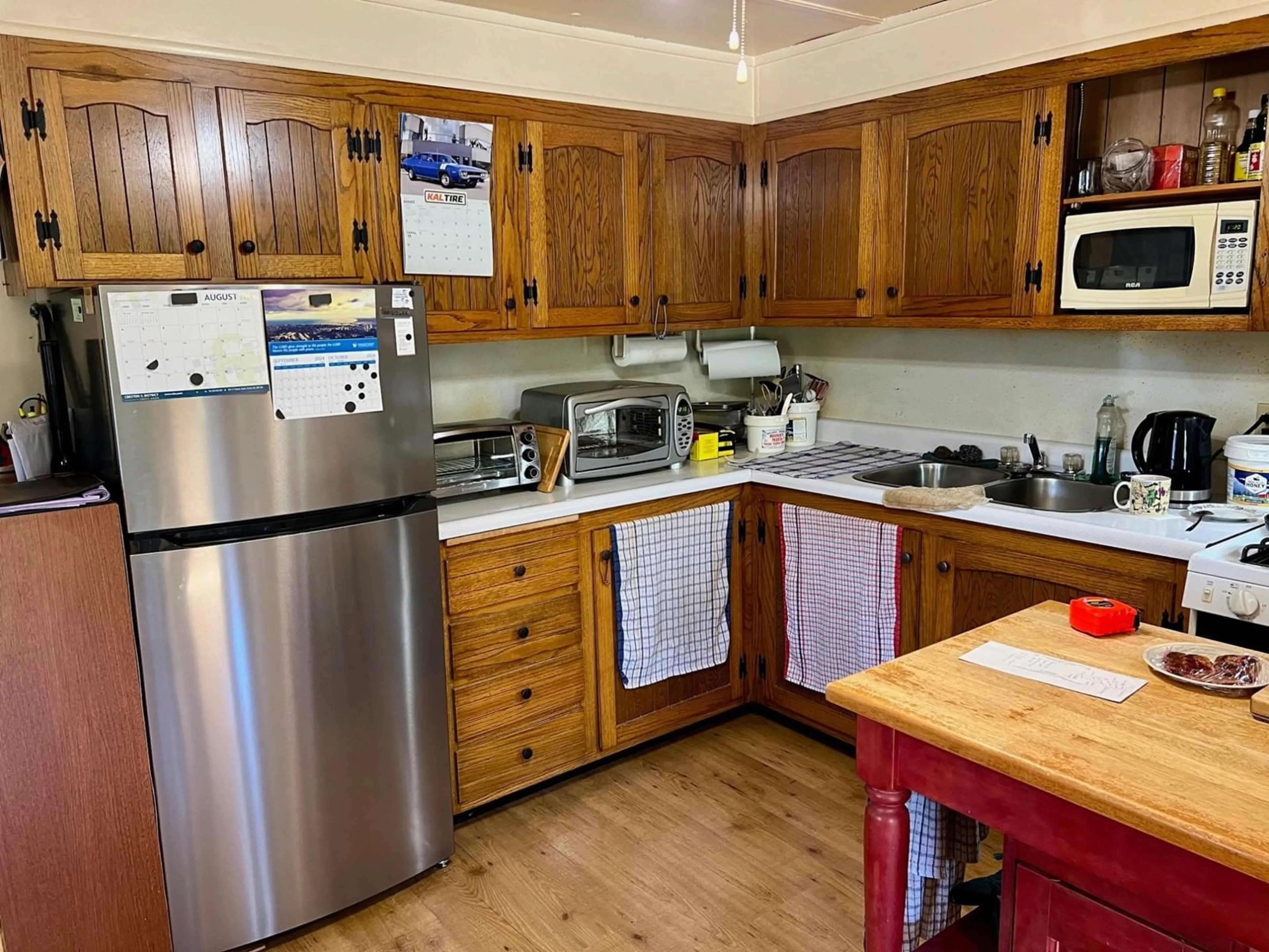 Standard kitchen, wood floors, cottage for 3003 3 Highway Unit# 11, Erickson British Columbia V0B1G1