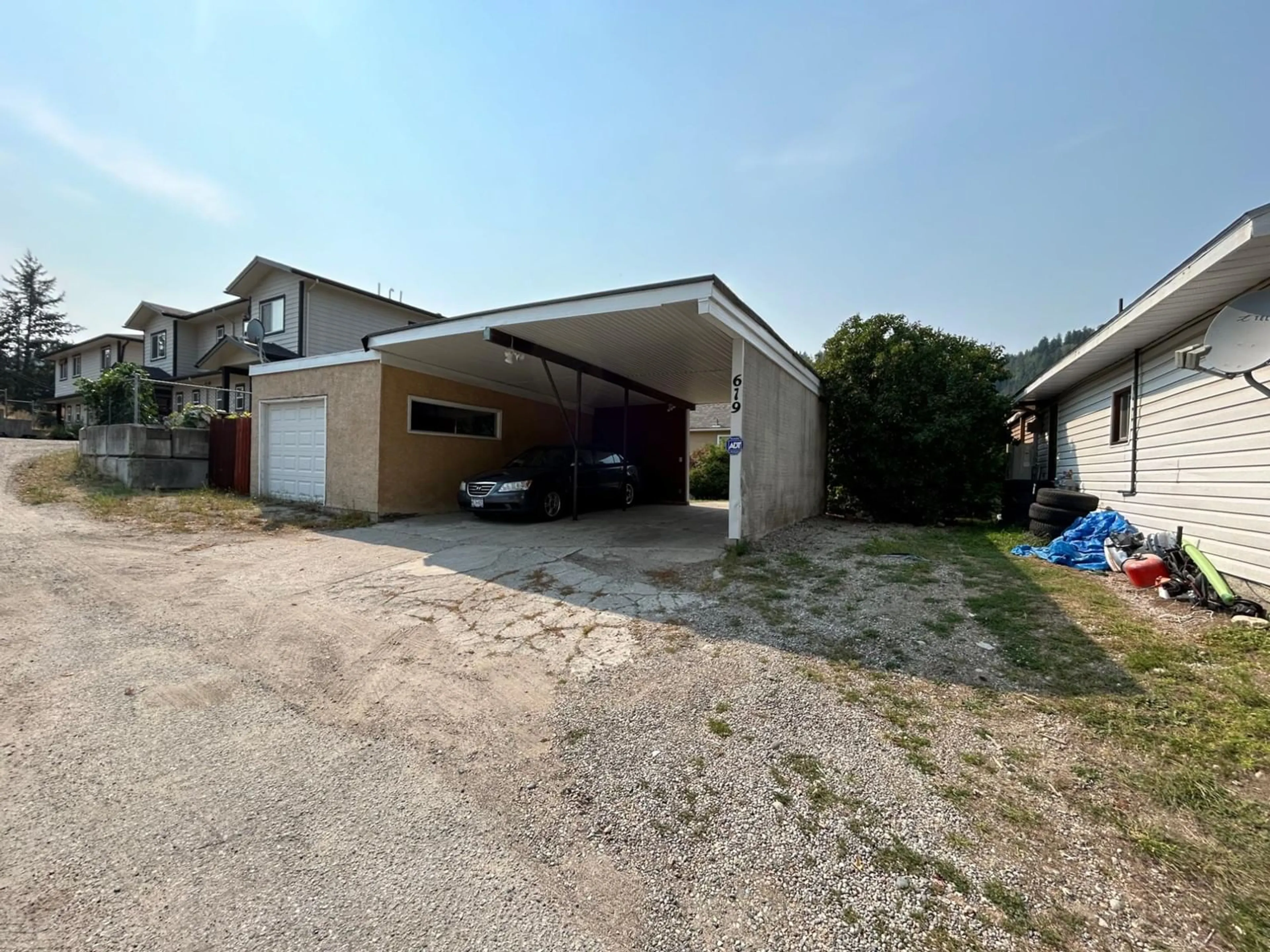 Frontside or backside of a home, the street view for 619 11TH Avenue, Castlegar British Columbia V1N1J7