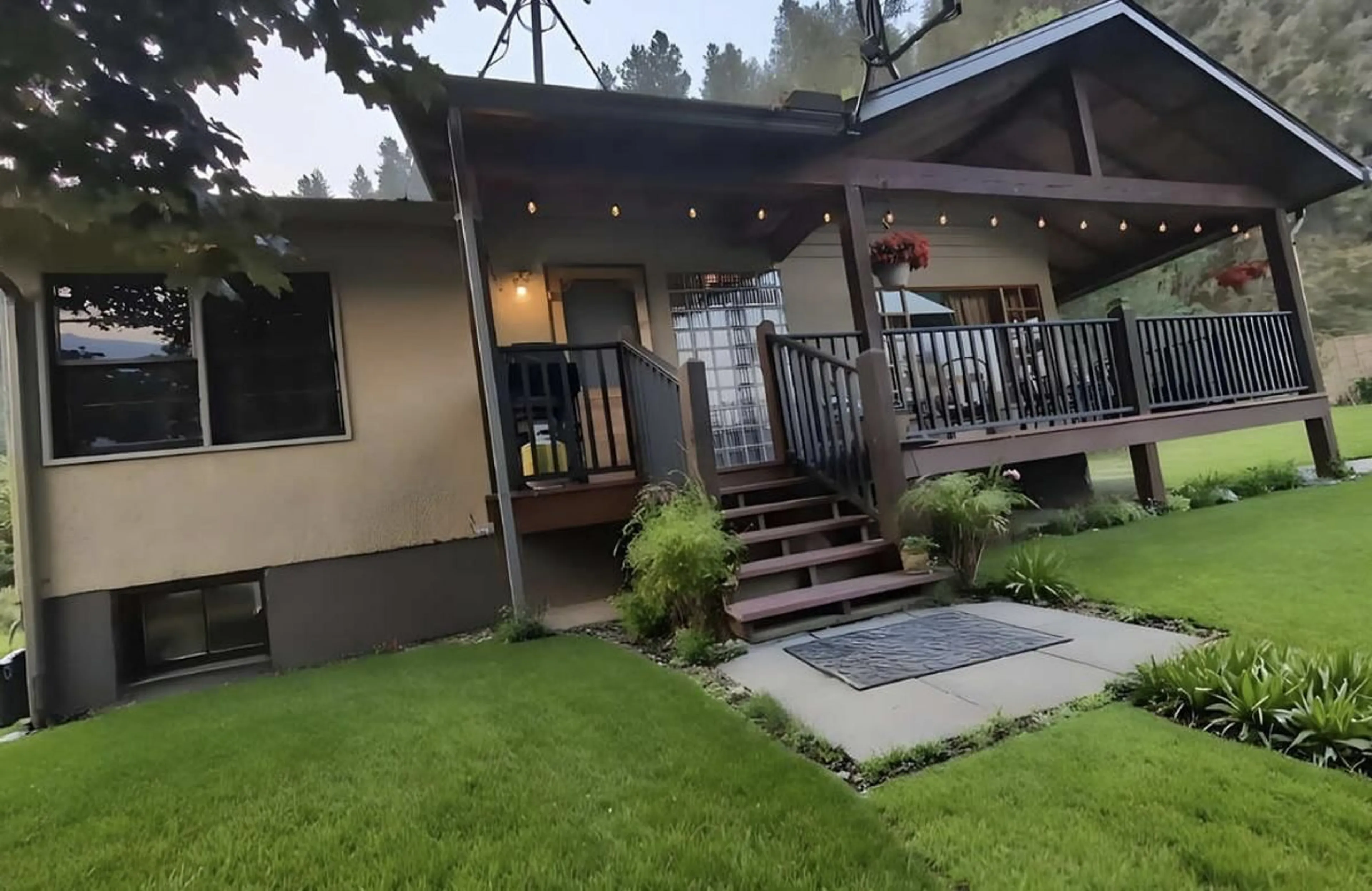 Patio, cottage for 2398 CUNNINGHAM Road, Nelson British Columbia V0G2E0