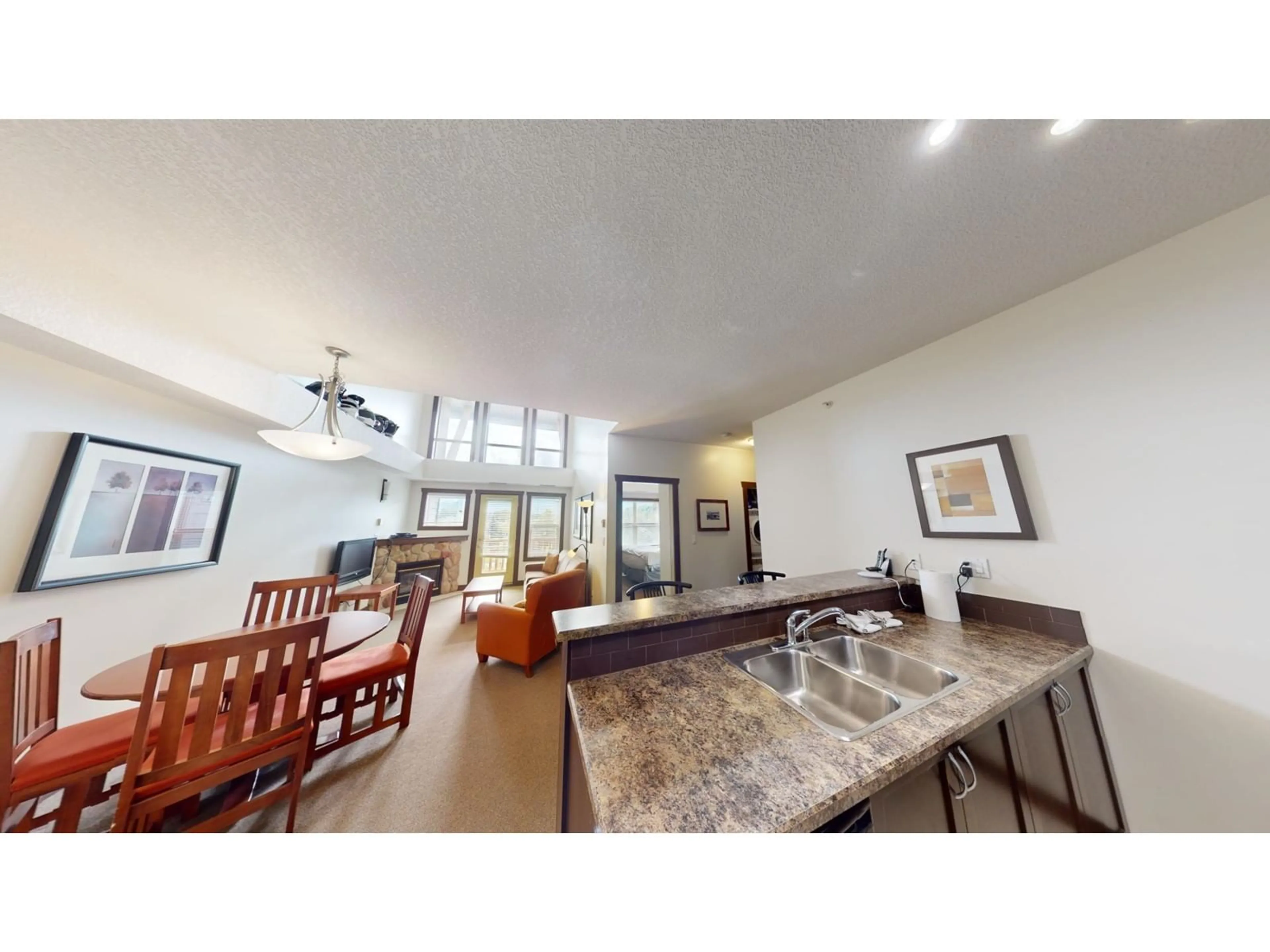 Open concept kitchen for 1500 MCDONALD Avenue Unit# 415, Fernie British Columbia V0B1M1