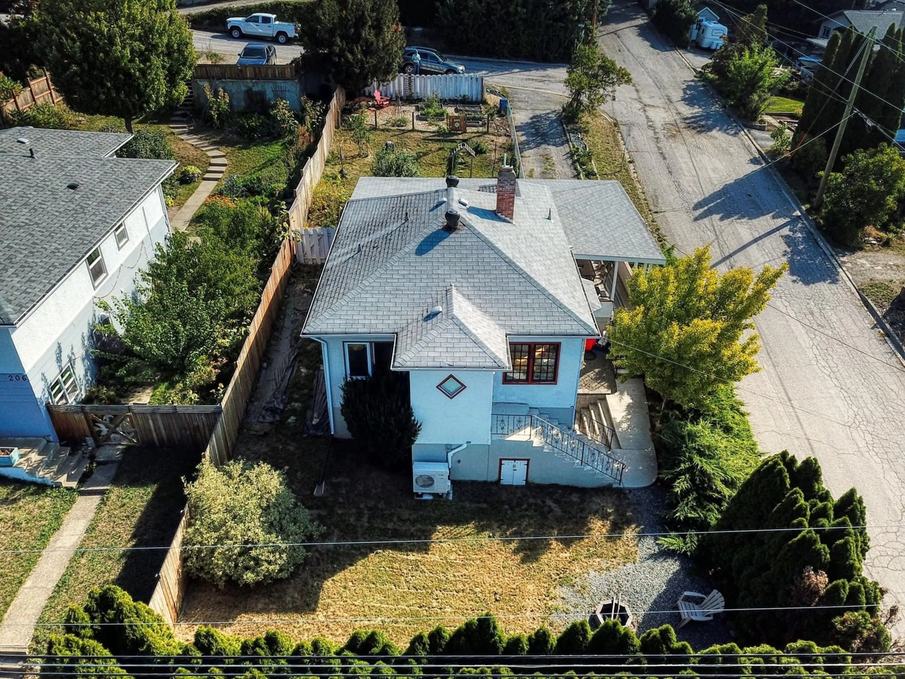 Frontside or backside of a home for 202 20TH AVENUE, Creston British Columbia V0B1G5