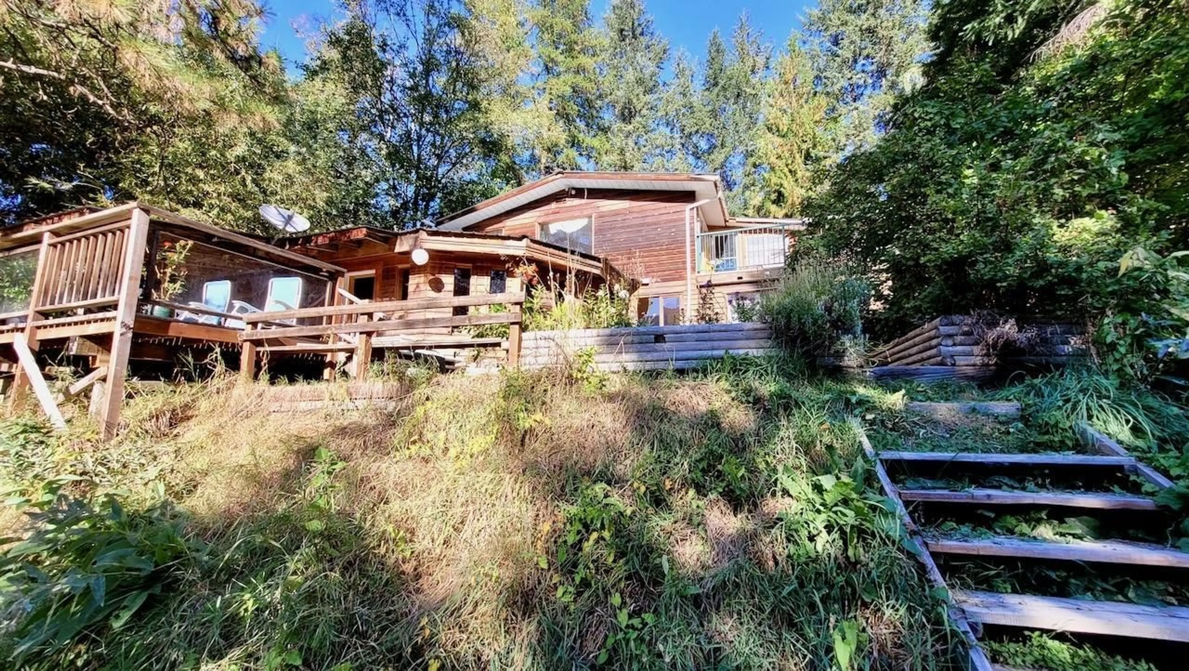 A pic from exterior of the house or condo, cottage for 2010 CREEK Street, Nelson British Columbia V1L1M7