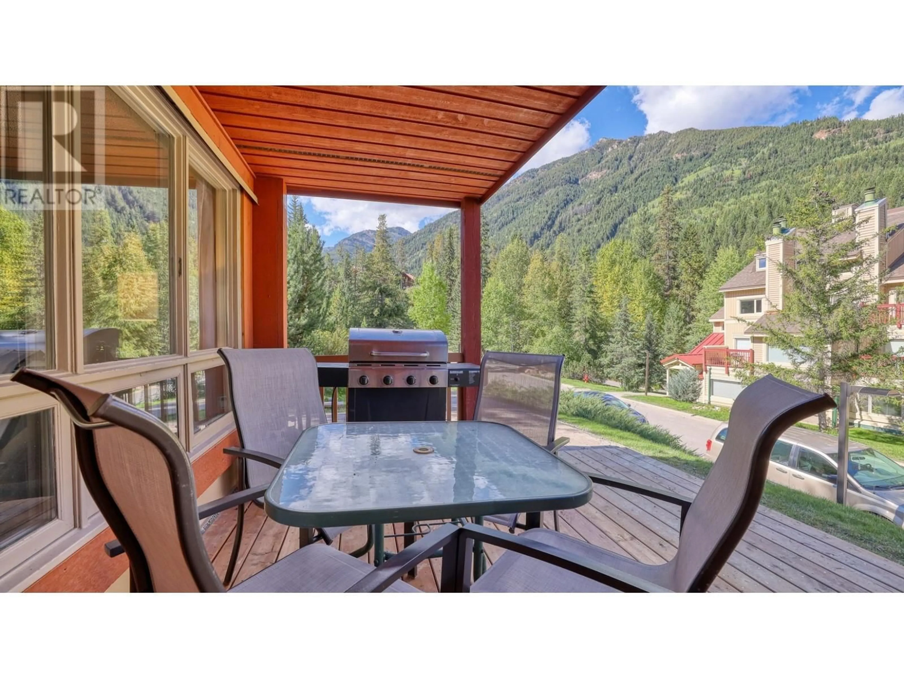 Patio, mountain view for 530 - 2030 PANORAMA DRIVE, Panorama British Columbia V0A1T0