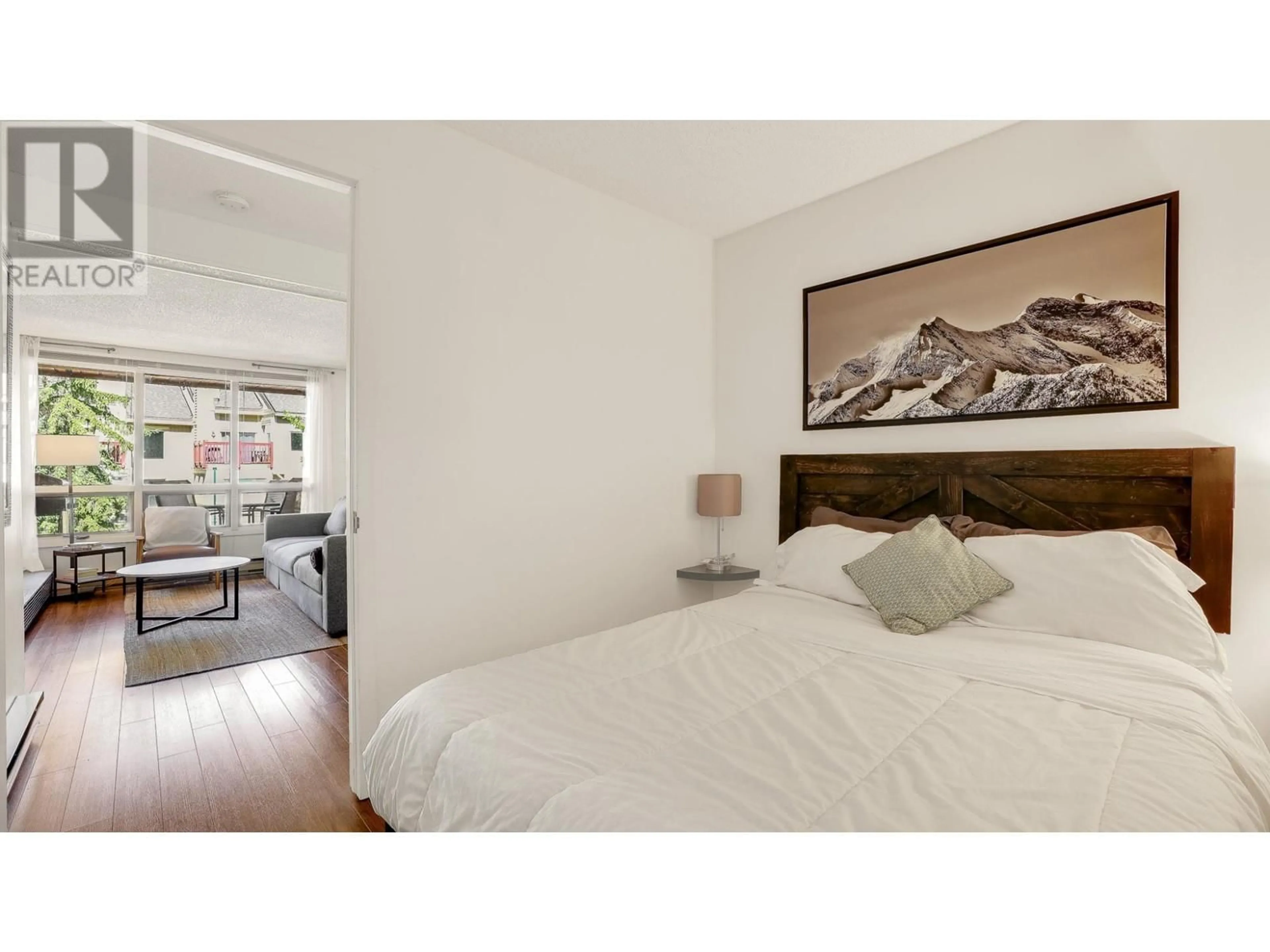 Bedroom with bed, wood/laminate floor for 530 - 2030 PANORAMA DRIVE, Panorama British Columbia V0A1T0